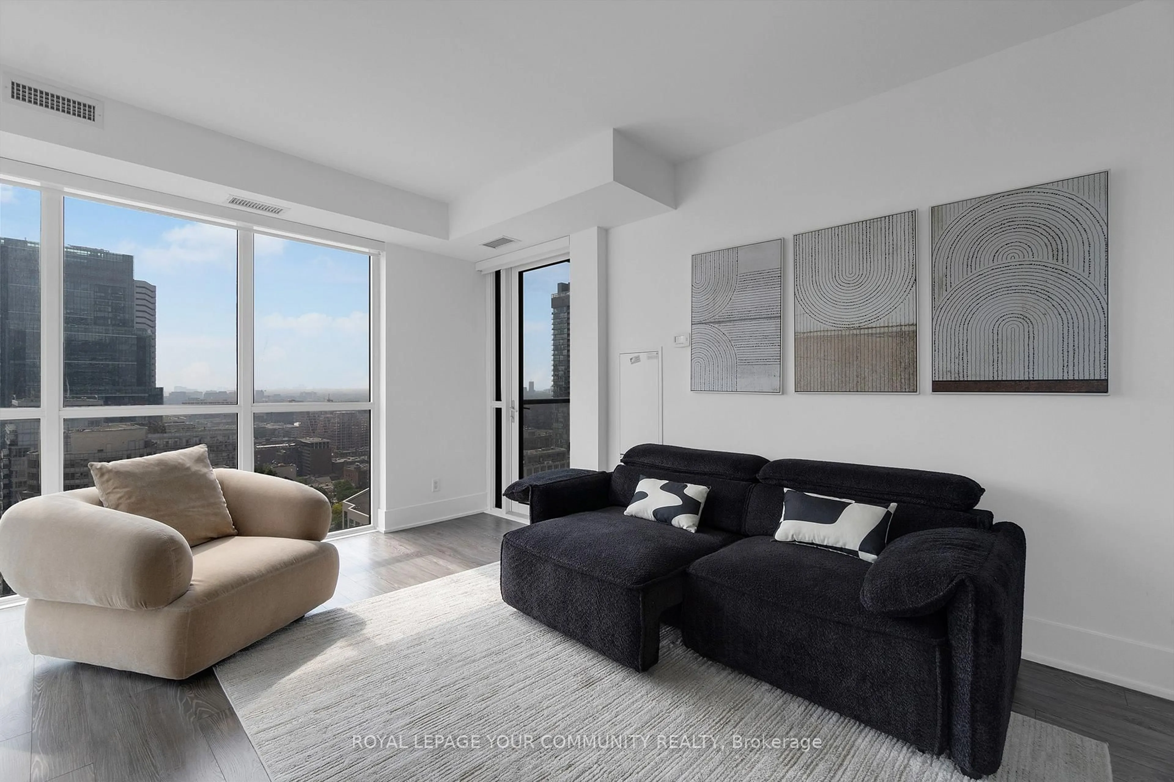 Living room with furniture, unknown for 300 Front St #2912, Toronto Ontario M5V 0E9