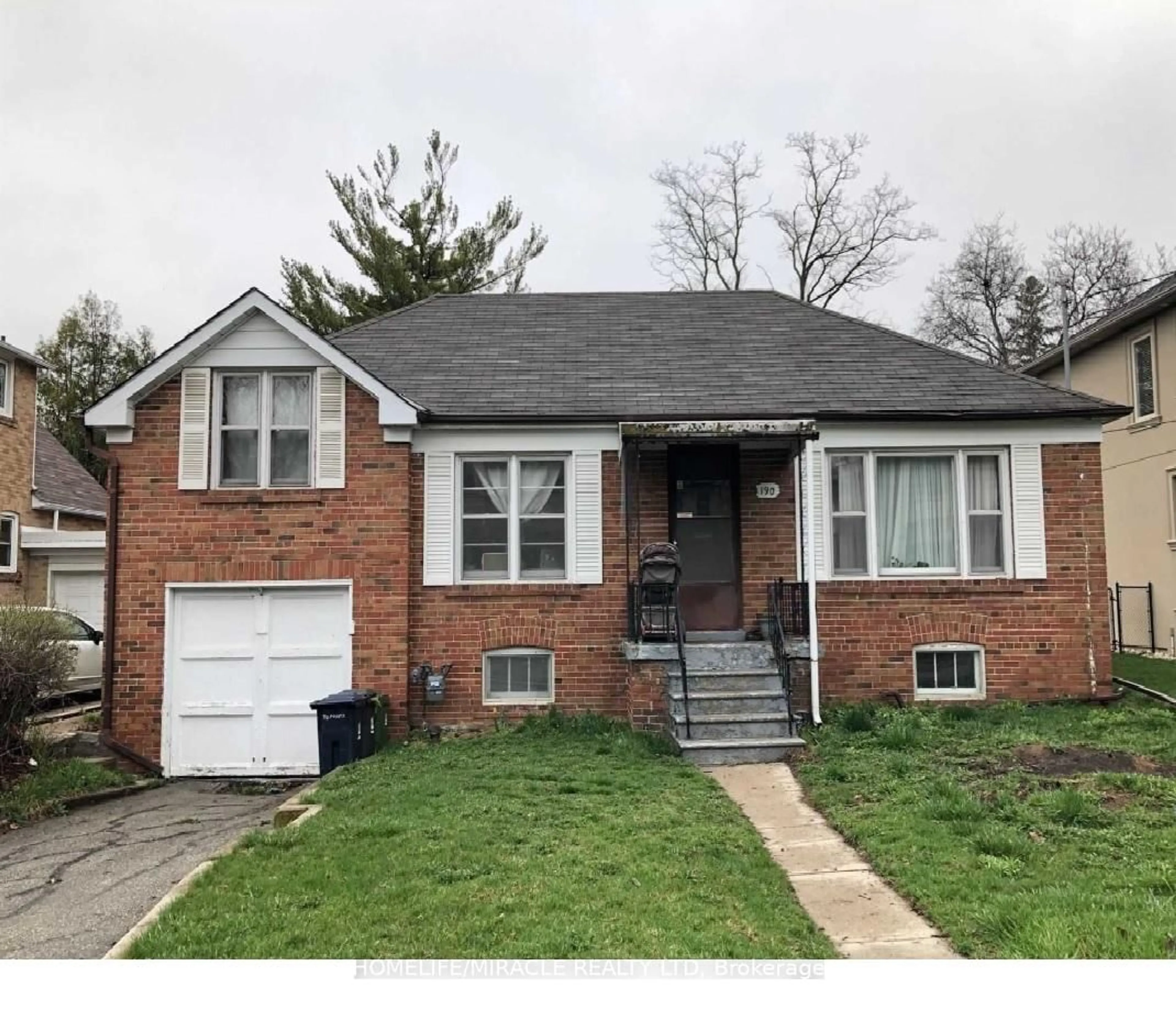Home with brick exterior material, street for 190 Poyntz Ave, Toronto Ontario M2N 1J6
