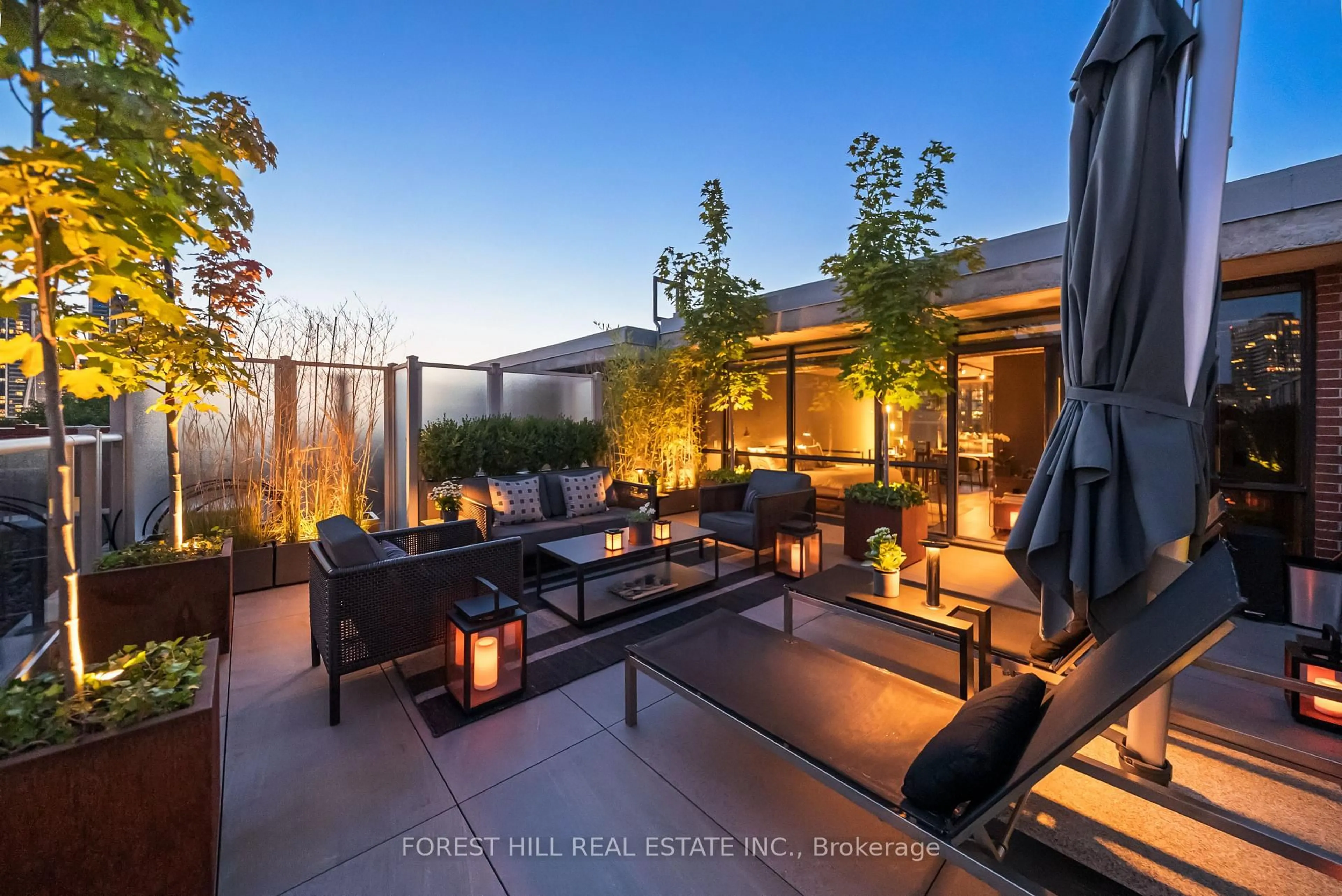 Patio, street for 62 Niagara St #519, Toronto Ontario M5V 1C5