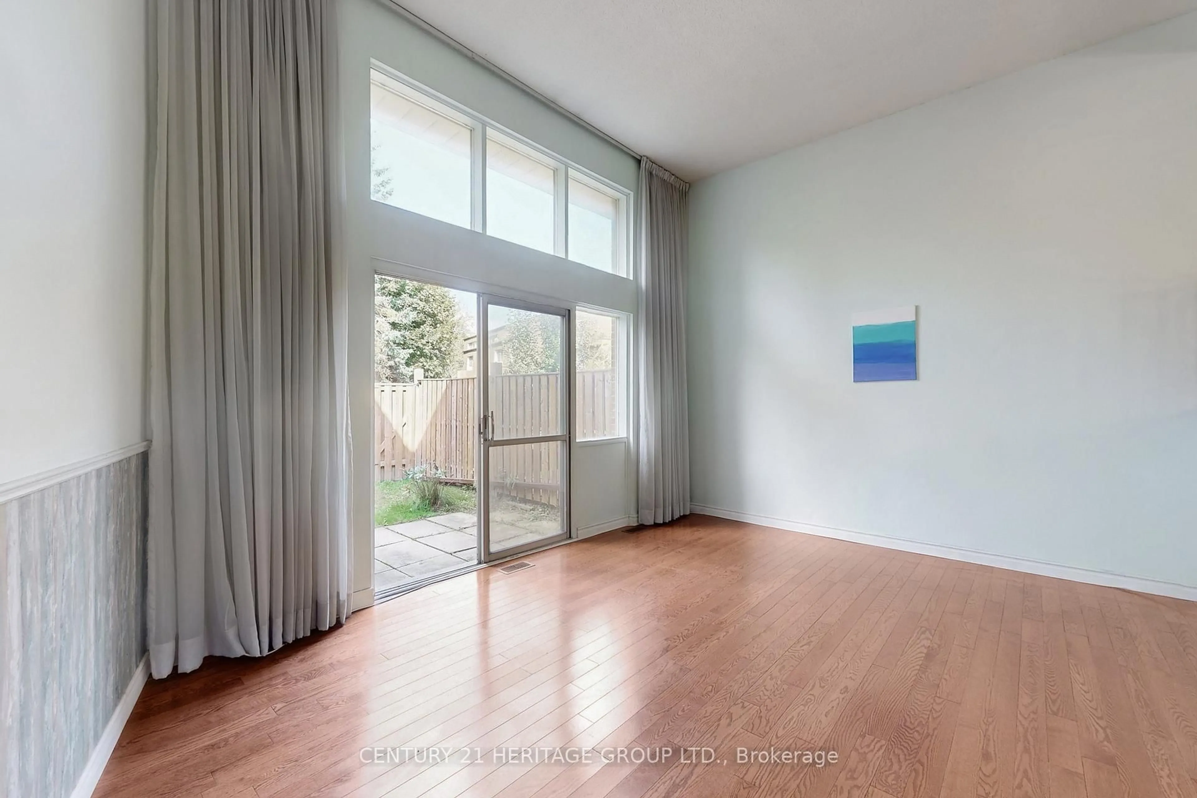 A pic of a room for 32 Jenny Wrenway, Toronto Ontario M2H 2Y9