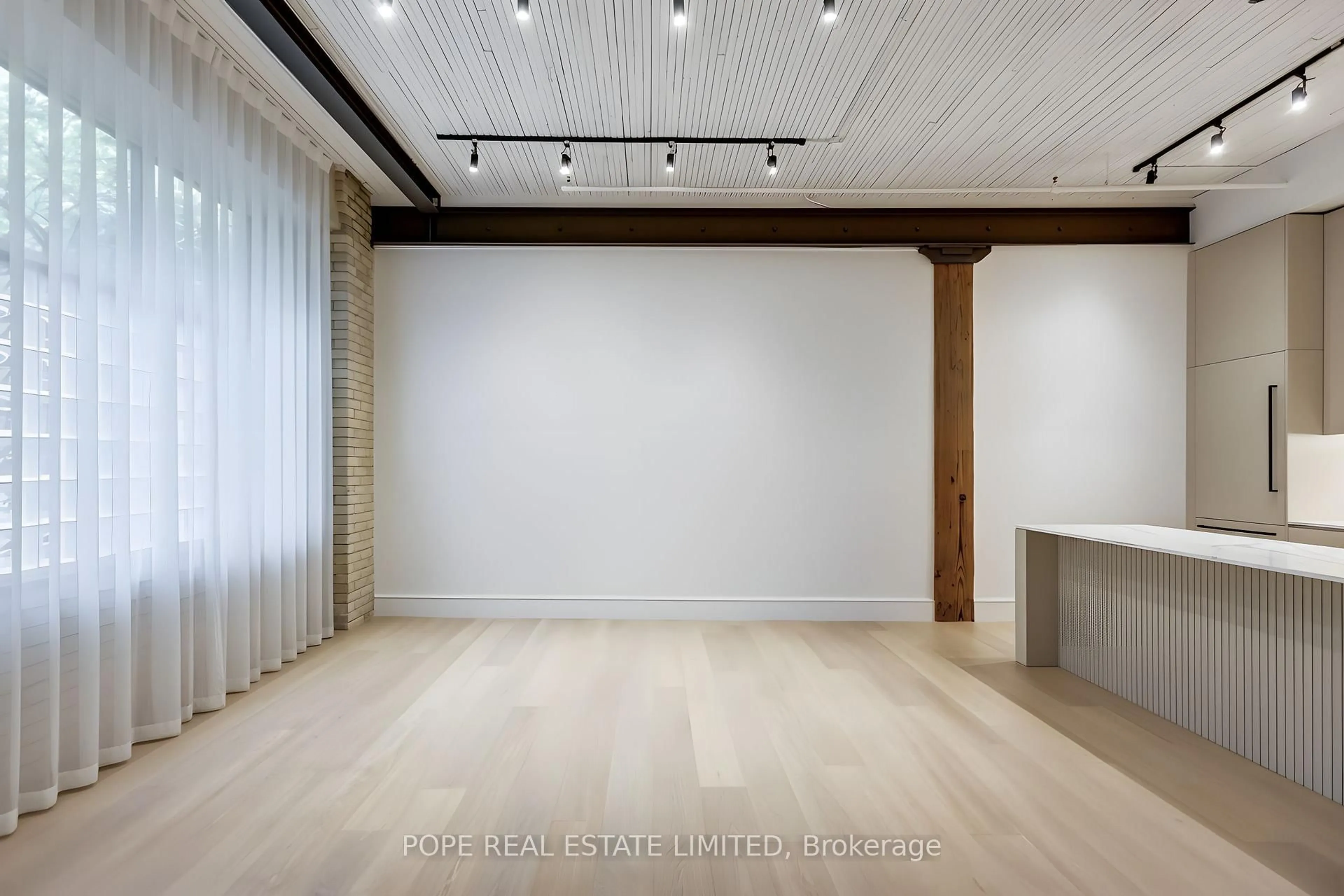 Unknown for 781 King St #211, Toronto Ontario M5V 3L5