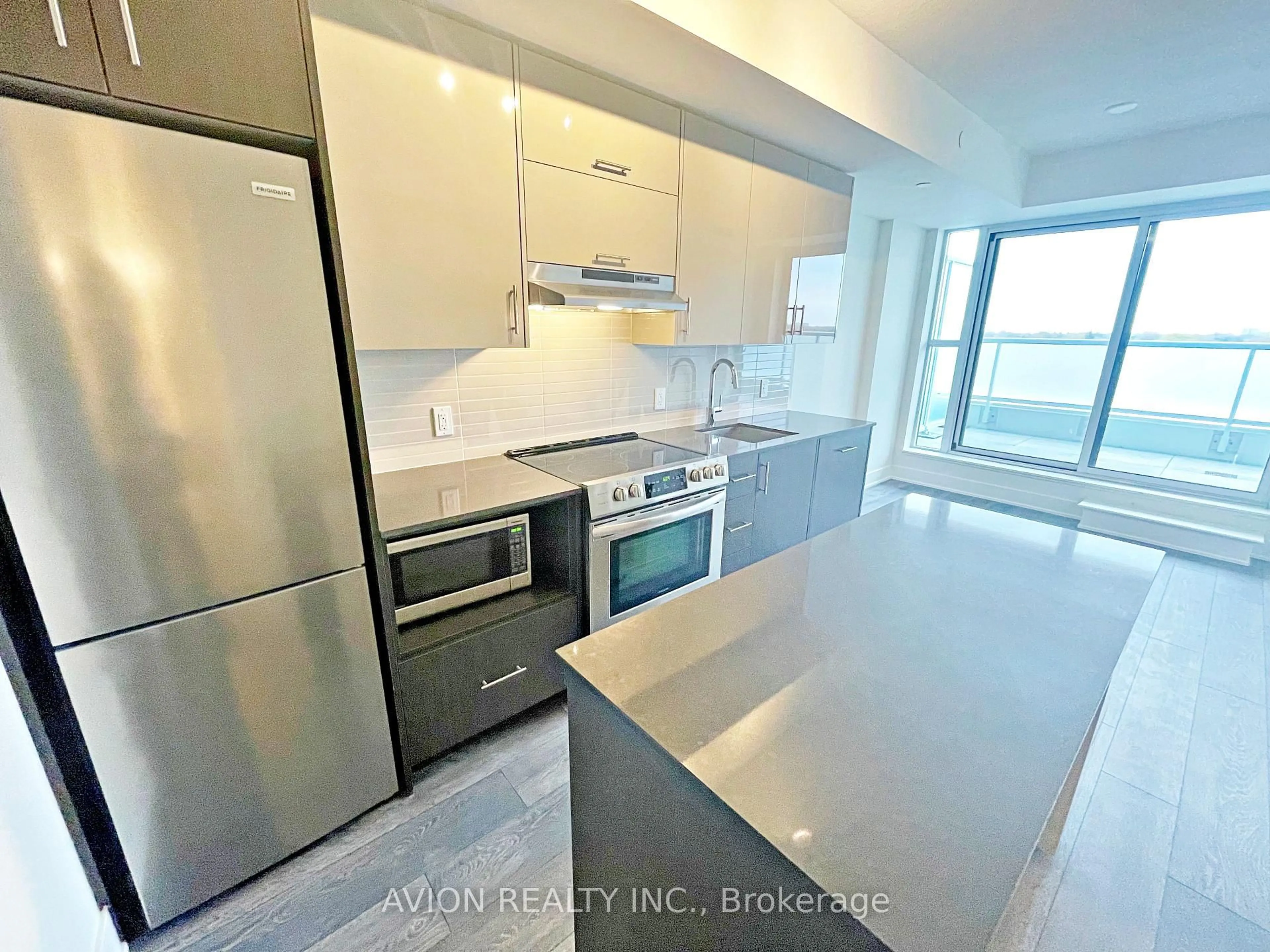 Standard kitchen, unknown for 188 Fairview Mall Dr #618, Toronto Ontario M2J 4T1