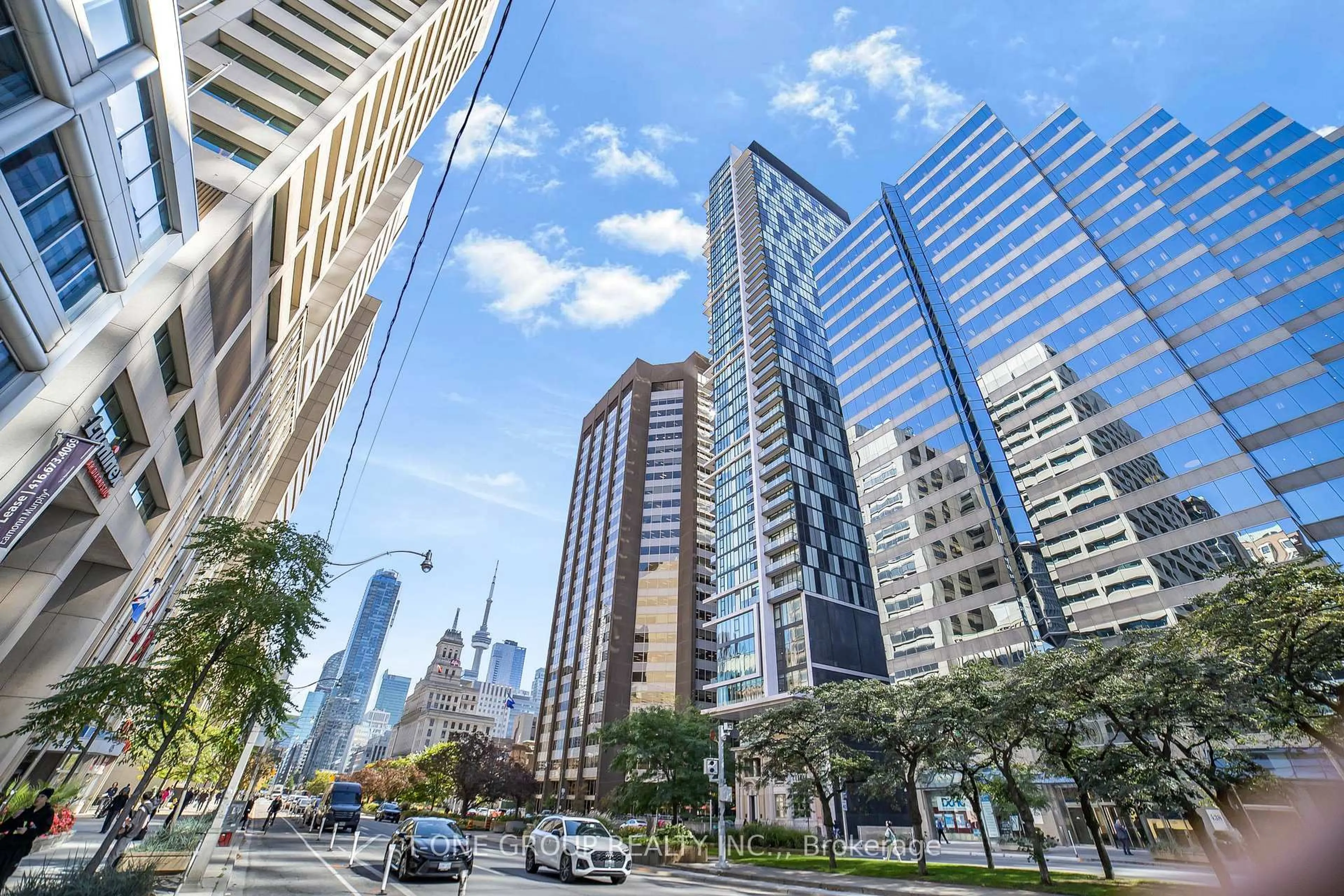 Unknown for 426 University Ave #1705, Toronto Ontario M5G 1S9