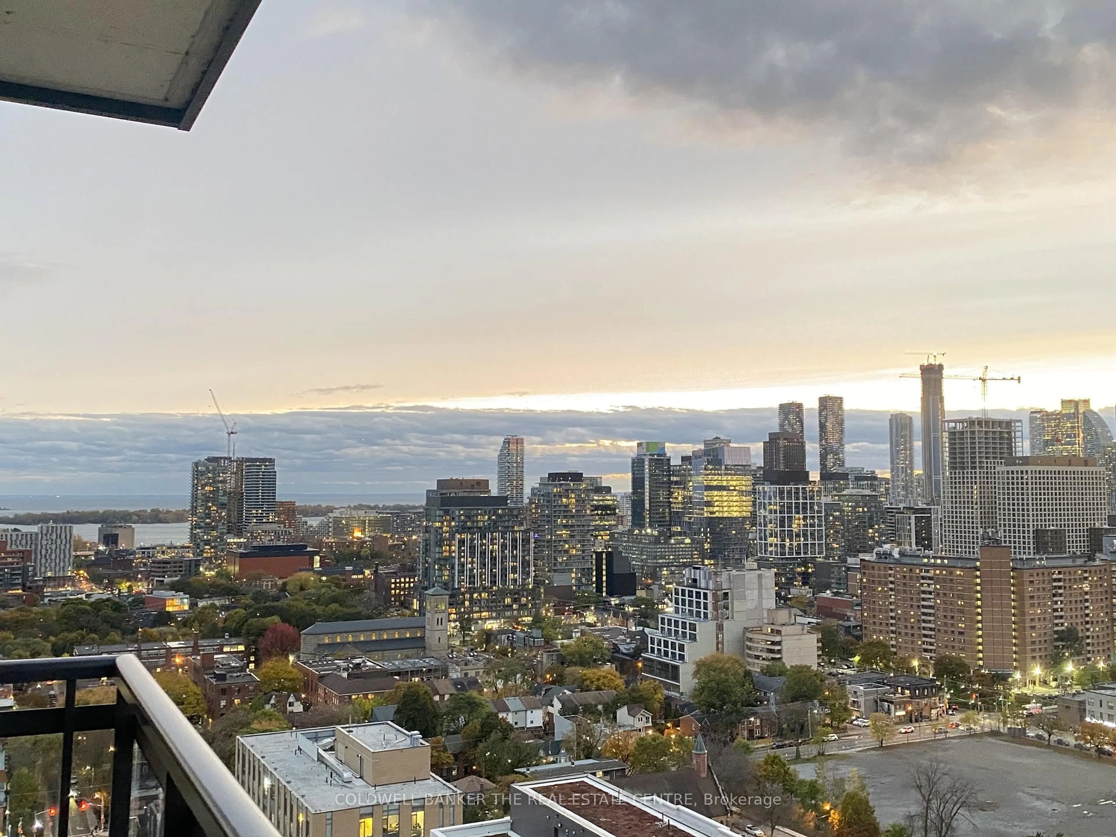 Unknown for 225 Sackville St #2205, Toronto Ontario M5A 0B9