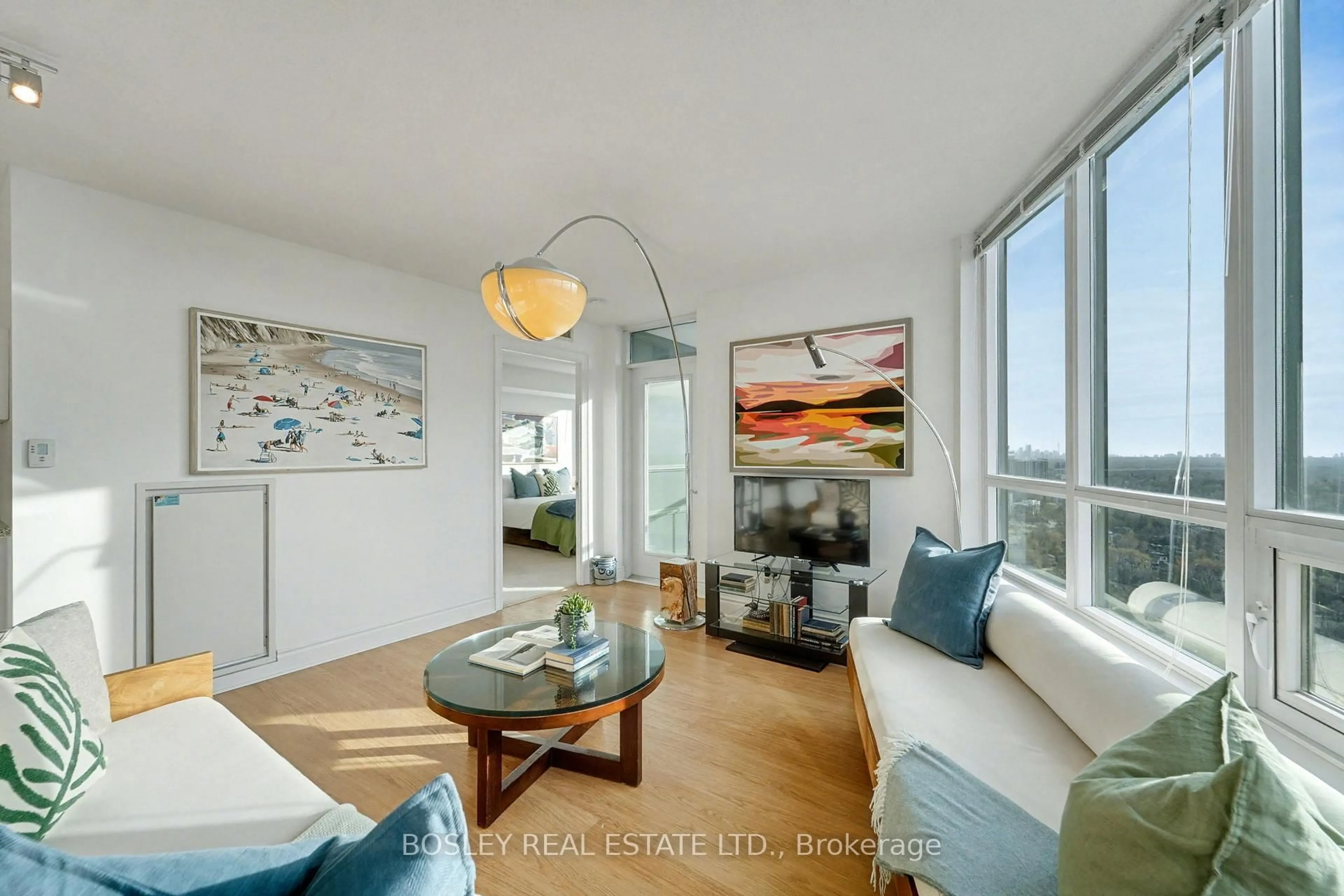 Living room with furniture, unknown for 15 Greenview Ave #3006, Toronto Ontario M2M 4M7