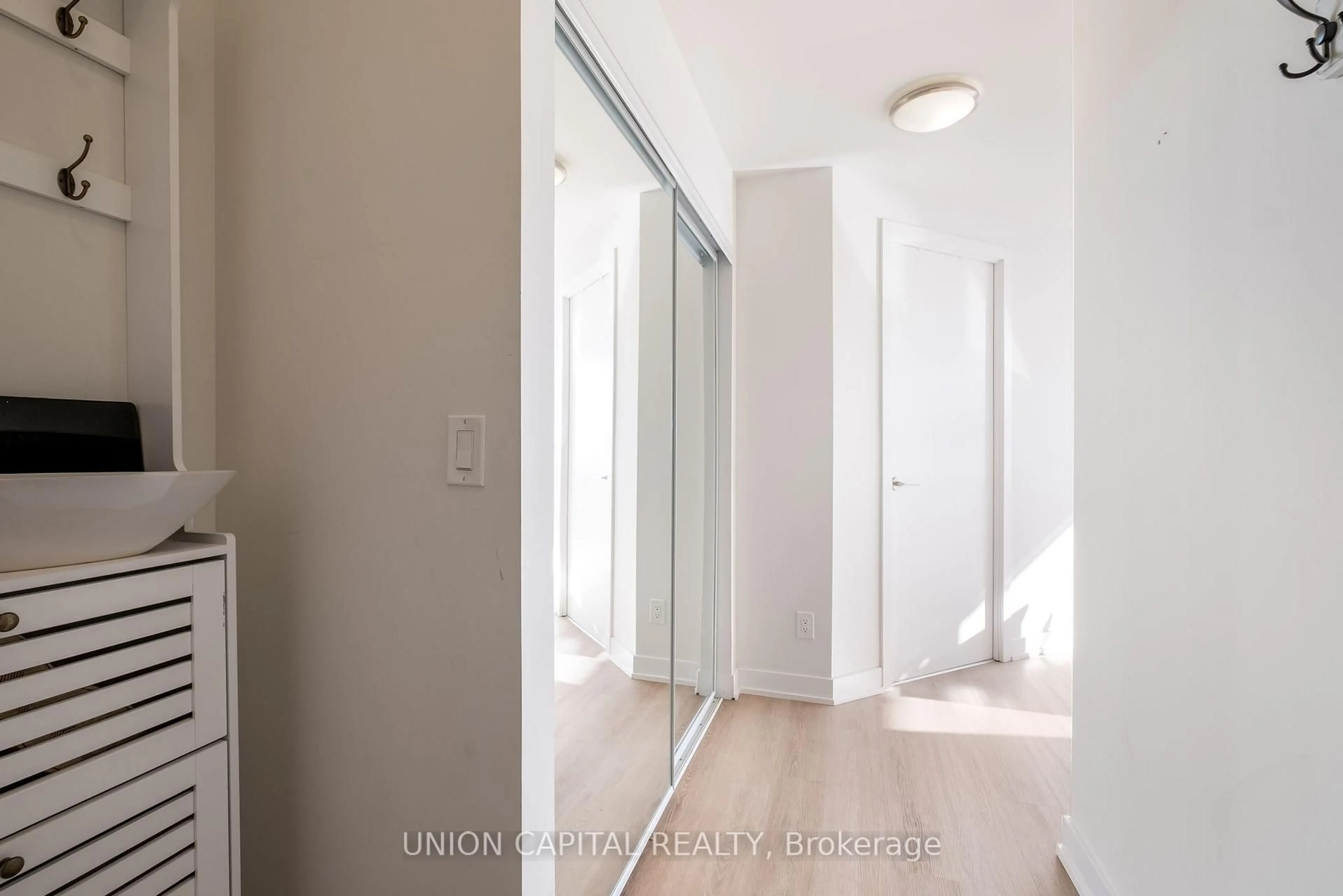 Unknown for 15 Ellerslie Ave #2102, Toronto Ontario M2N 0L7