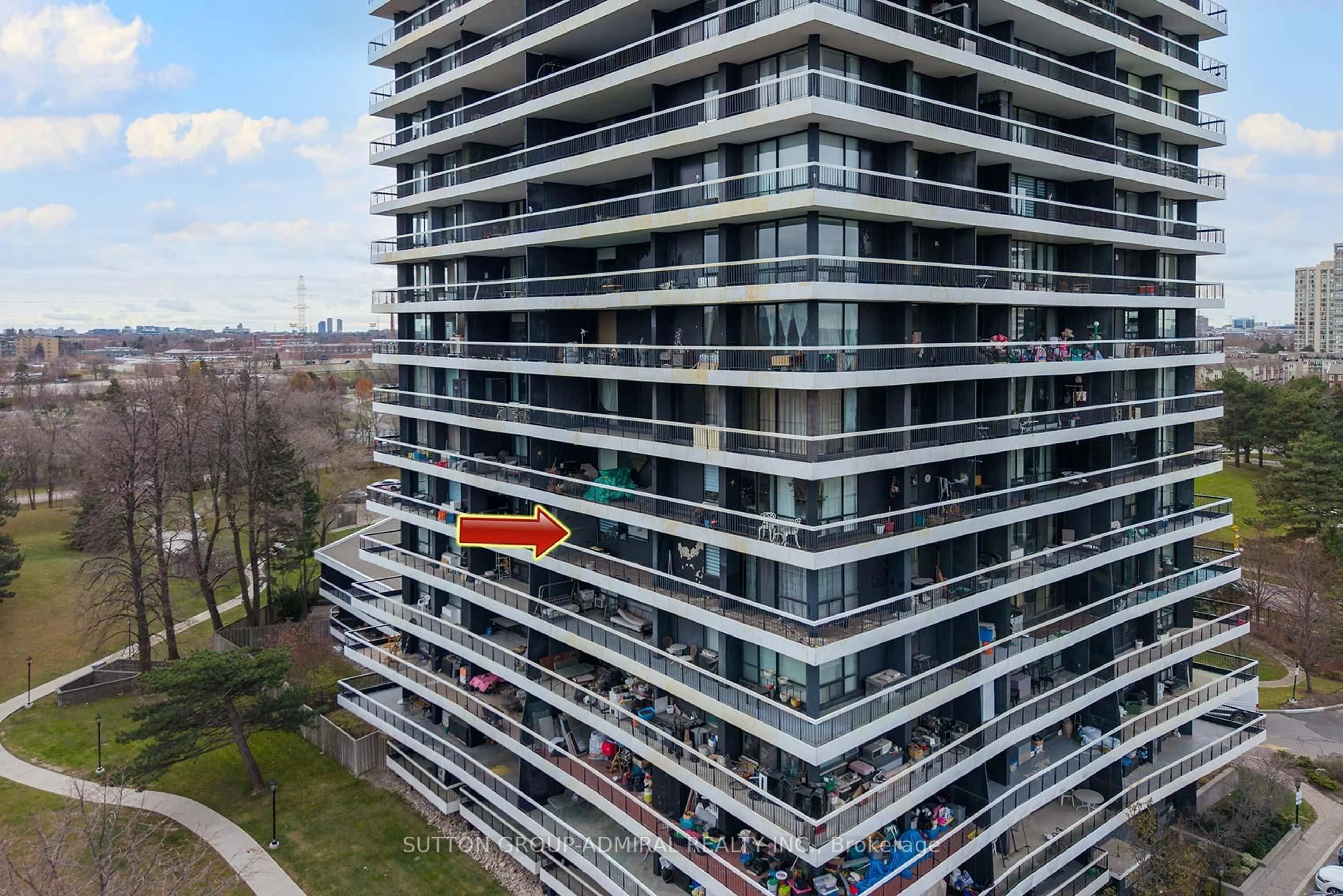 A pic from outside/outdoor area/front of a property/back of a property/a pic from drone, city buildings view from balcony for 135 Antibes Dr #601, Toronto Ontario M2R 2Z1