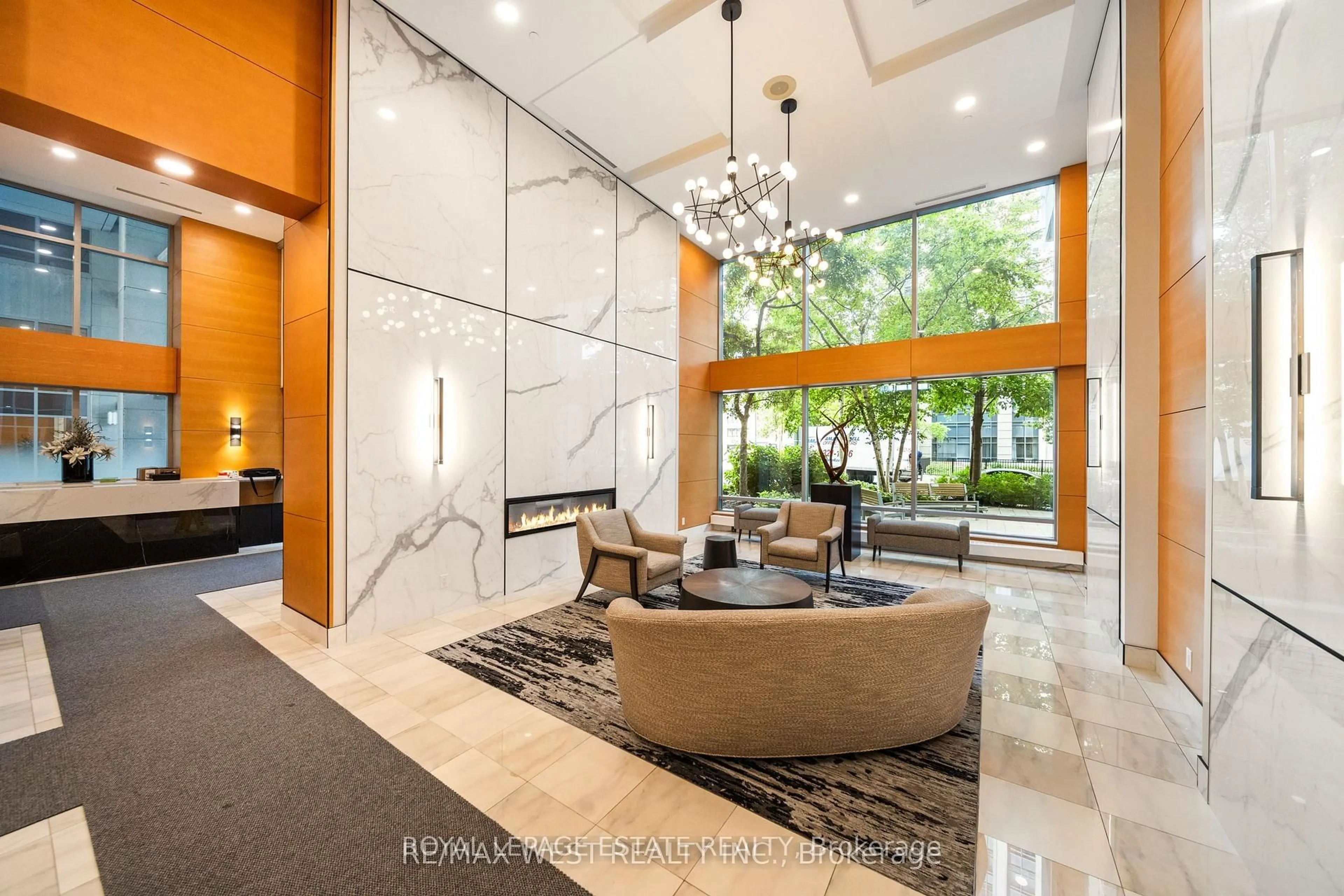 Lobby for 4978 Yonge St #808, Toronto Ontario M2N 7G8