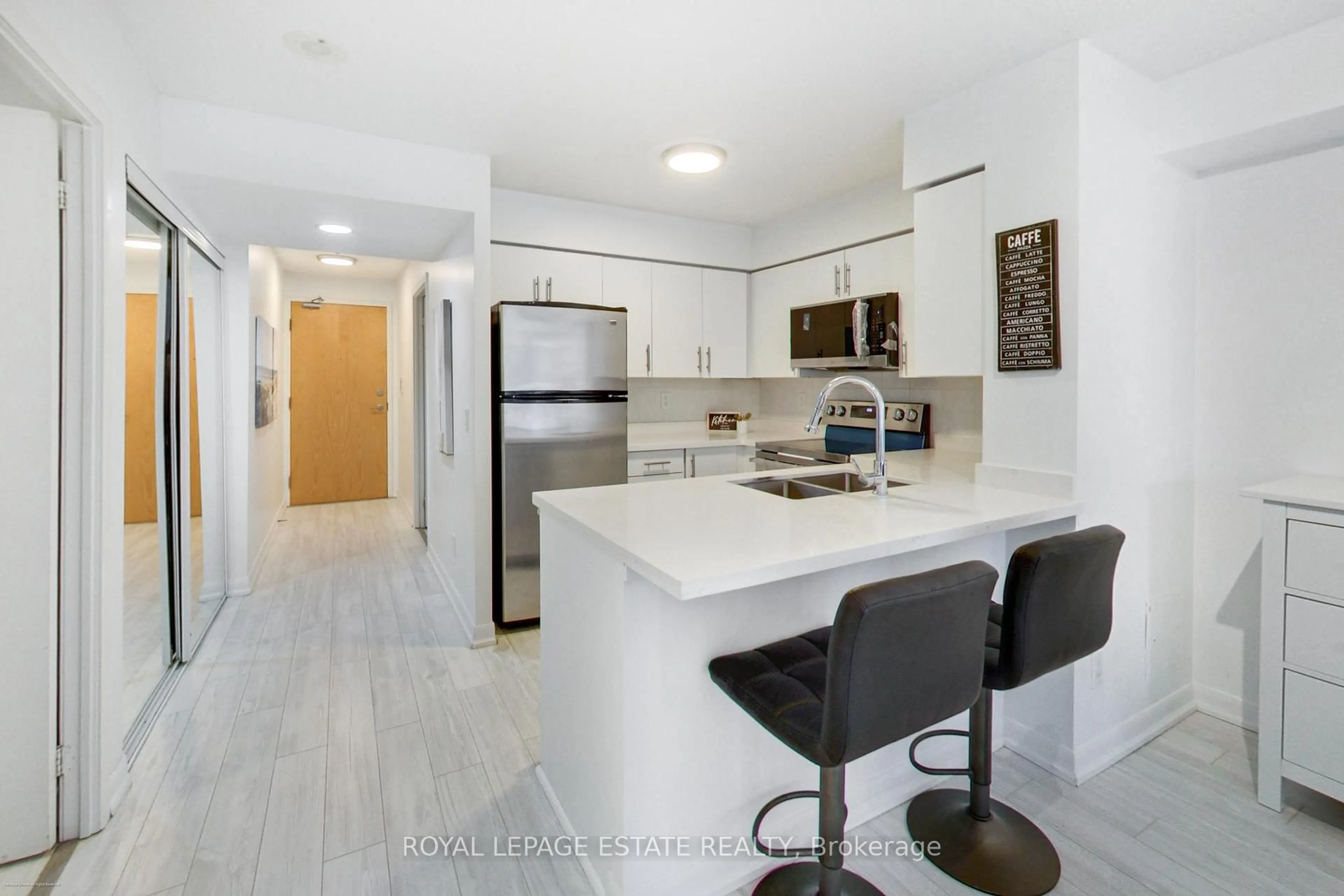 Unknown for 4978 Yonge St #808, Toronto Ontario M2N 7G8