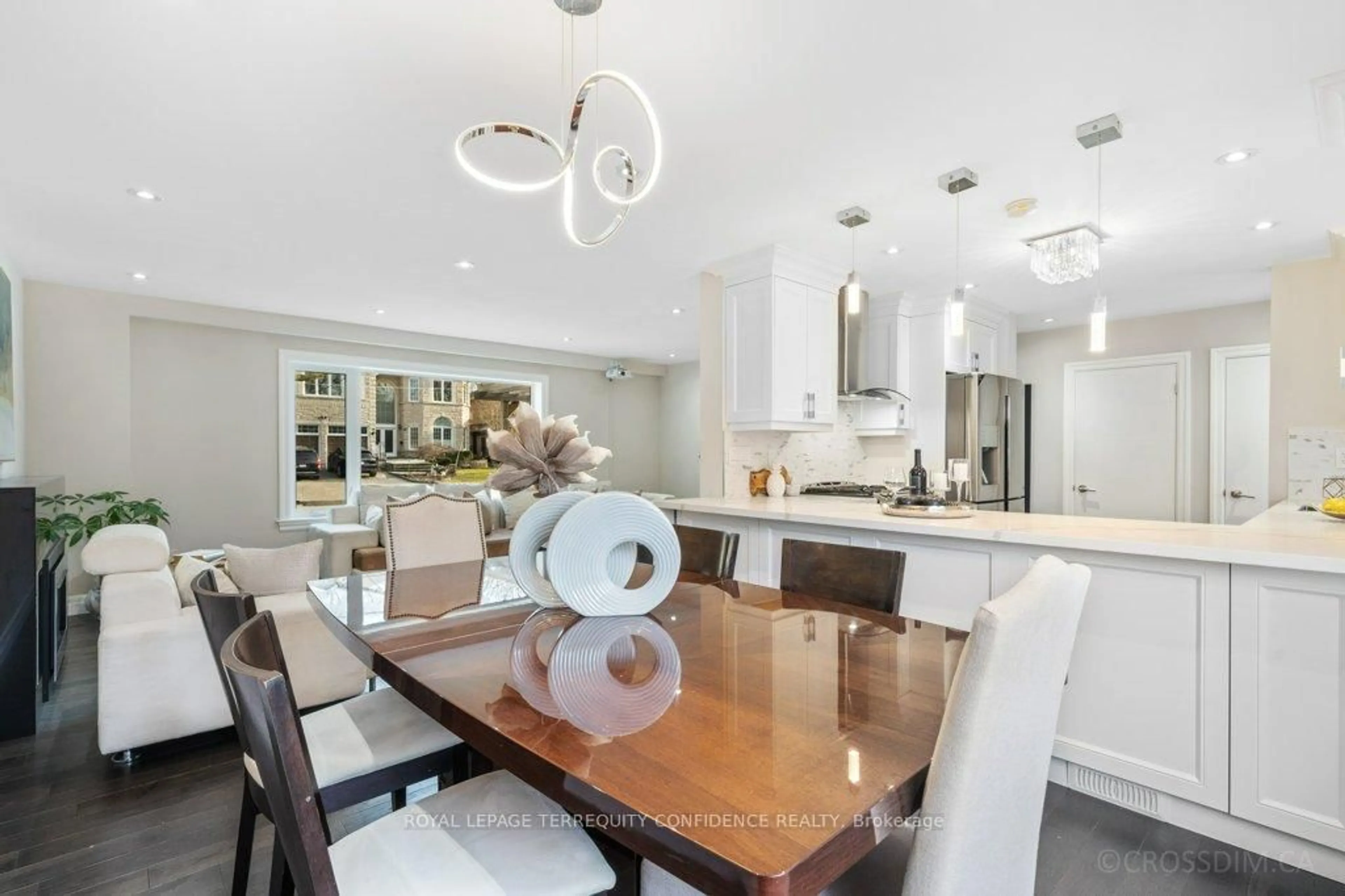 Open concept kitchen, ceramic/tile floor for 8 Glenelia Ave, Toronto Ontario M2M 2K7