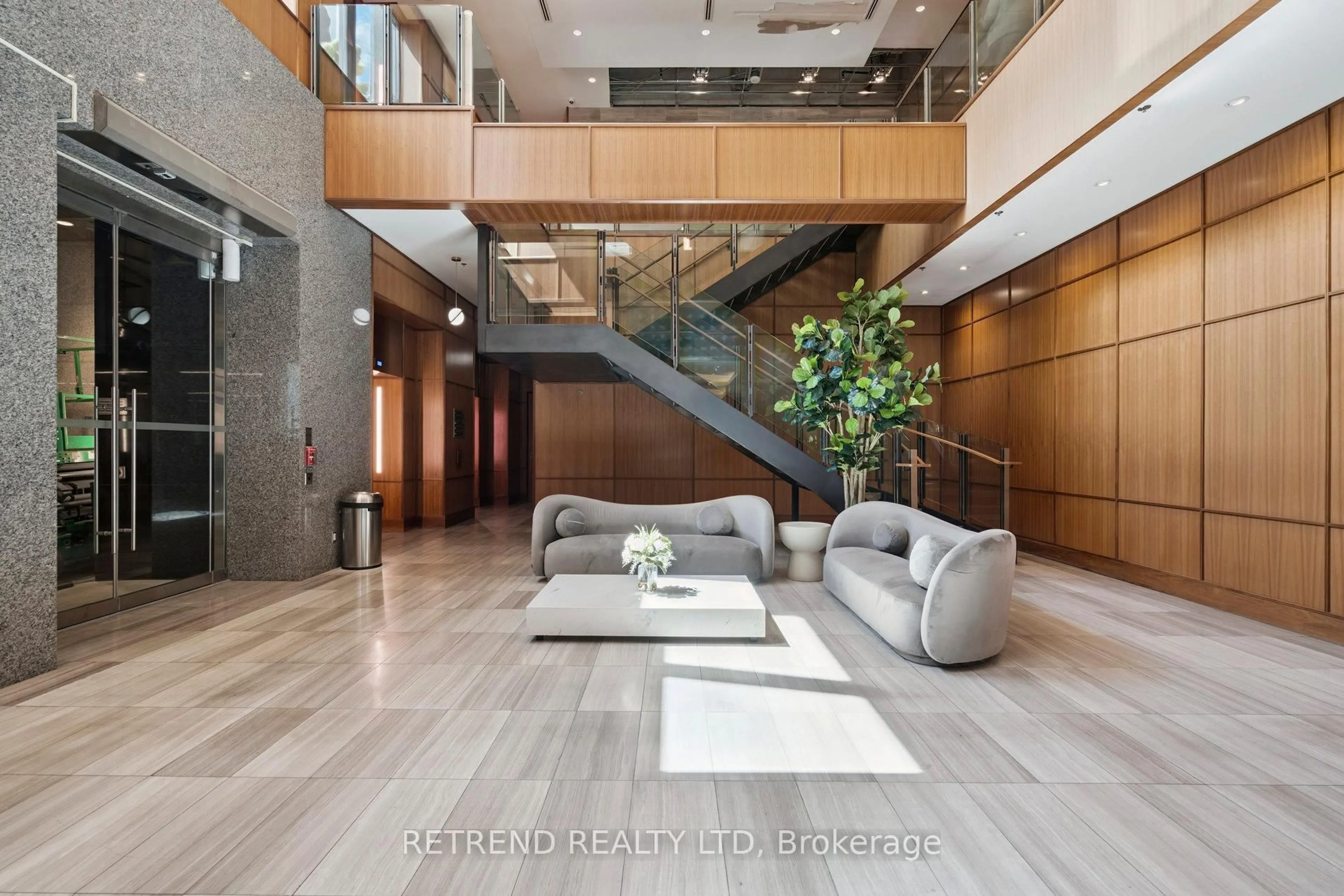 Indoor foyer for 111 St Clair Ave #610, Toronto Ontario M4V 1N5