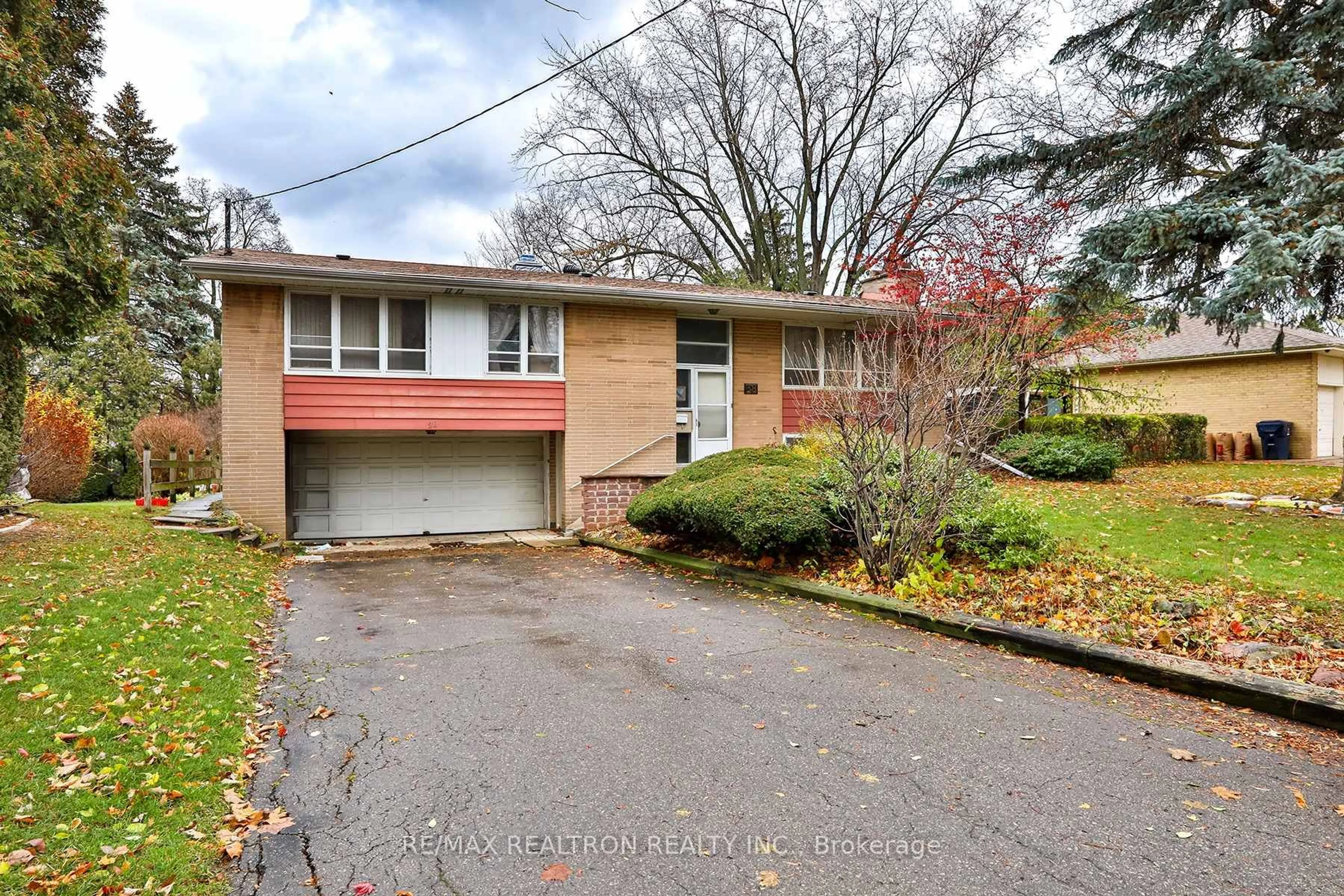 Unknown for 38 Flaremore Cres, Toronto Ontario M2K 1V1