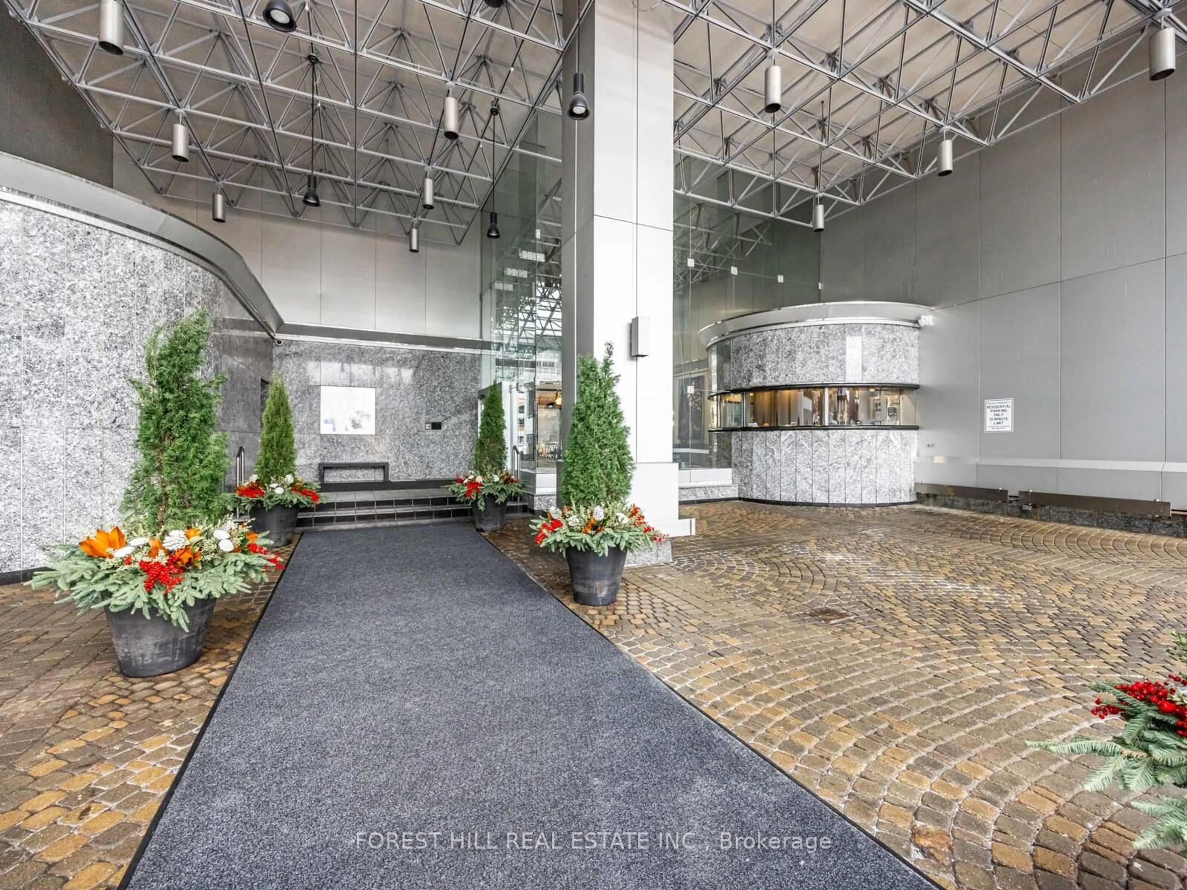 Indoor foyer for 110 Bloor St #1306, Toronto Ontario M5S 2W7