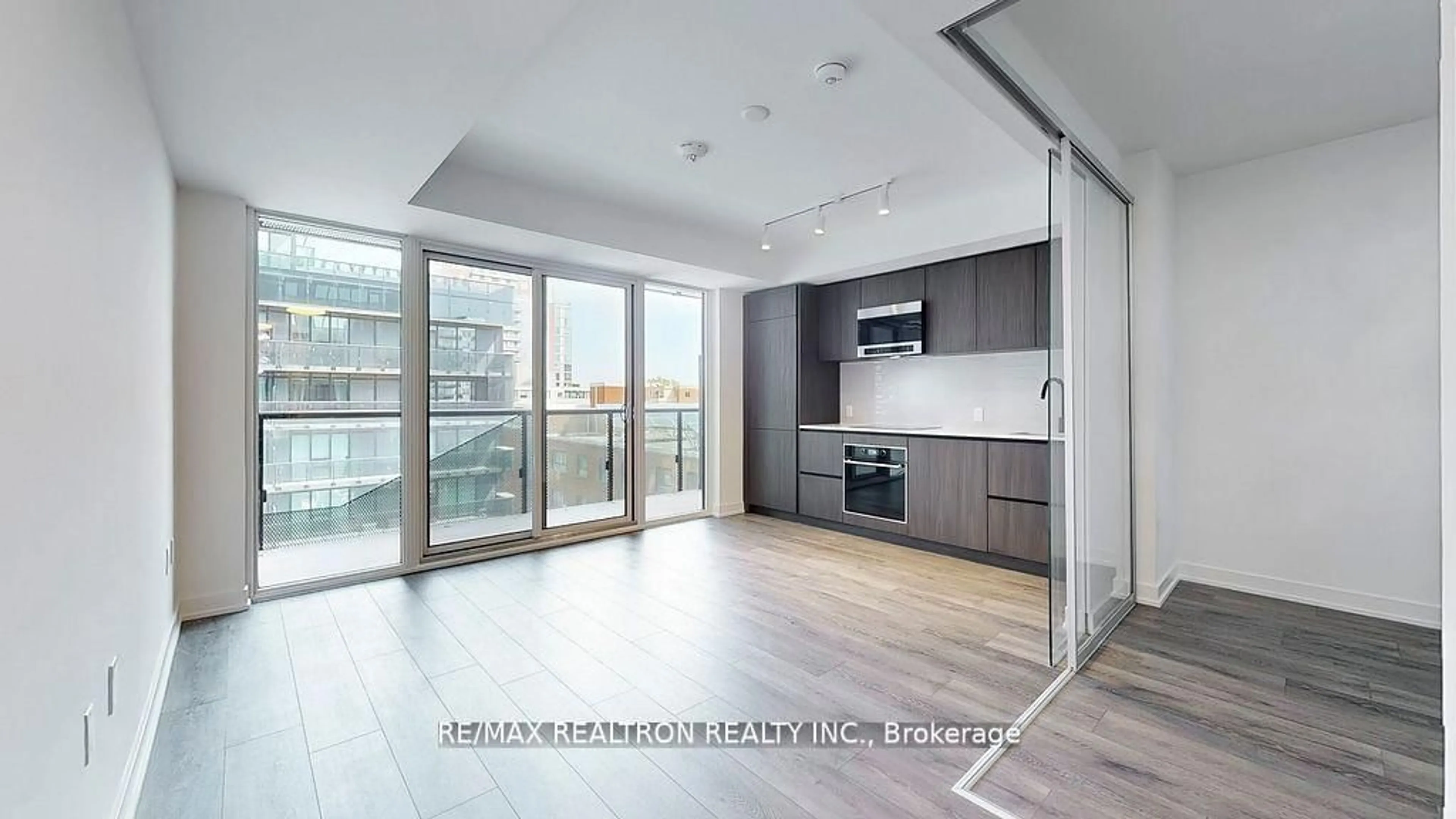 Open concept kitchen, unknown for 127 Broadway Ave #510, Toronto Ontario M4P 1V4