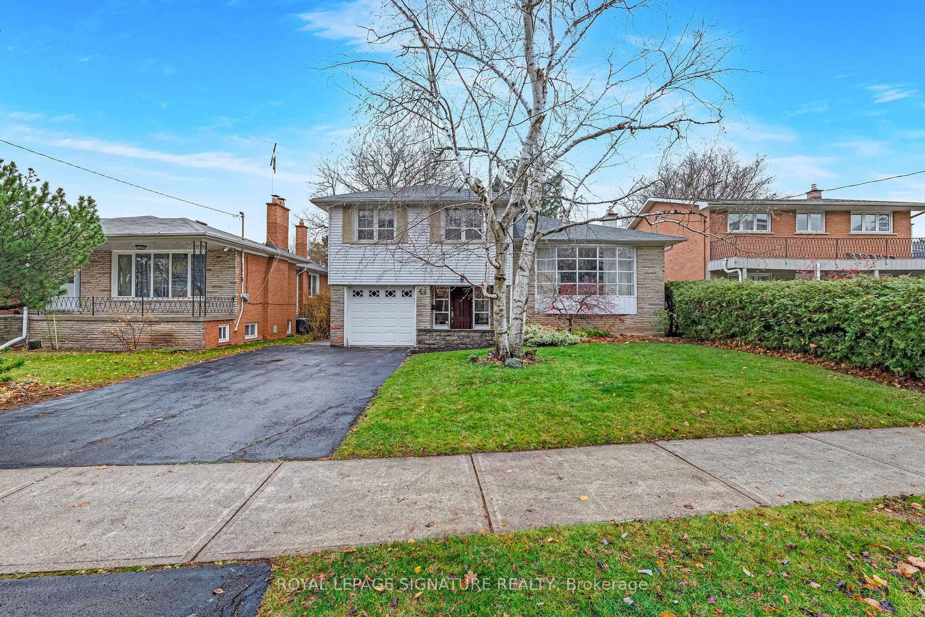 Home with brick exterior material, street for 44 Tollerton Ave, Toronto Ontario M2K 2H3