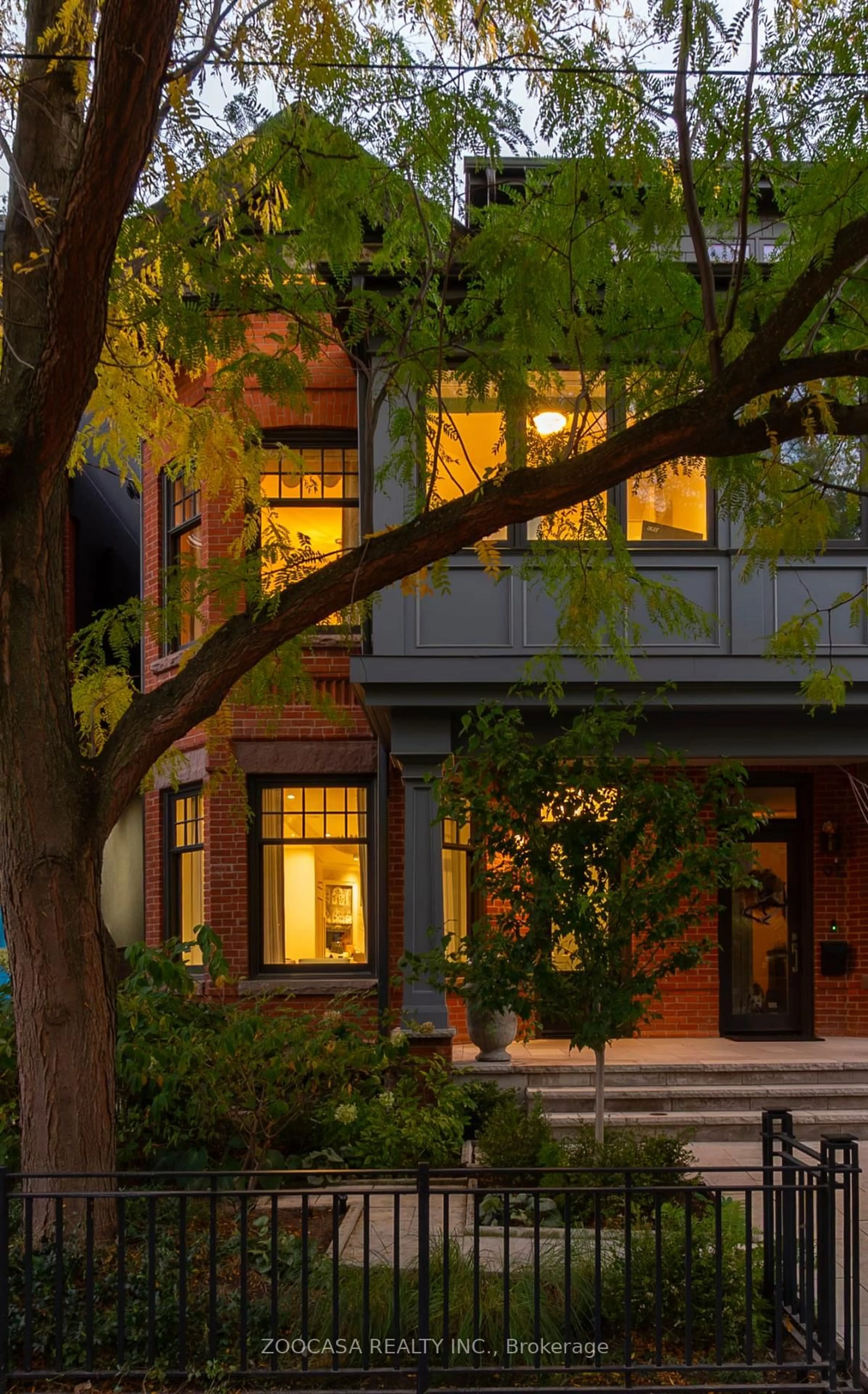 Home with brick exterior material, street for 95 Walker Ave, Toronto Ontario M4V 1G3