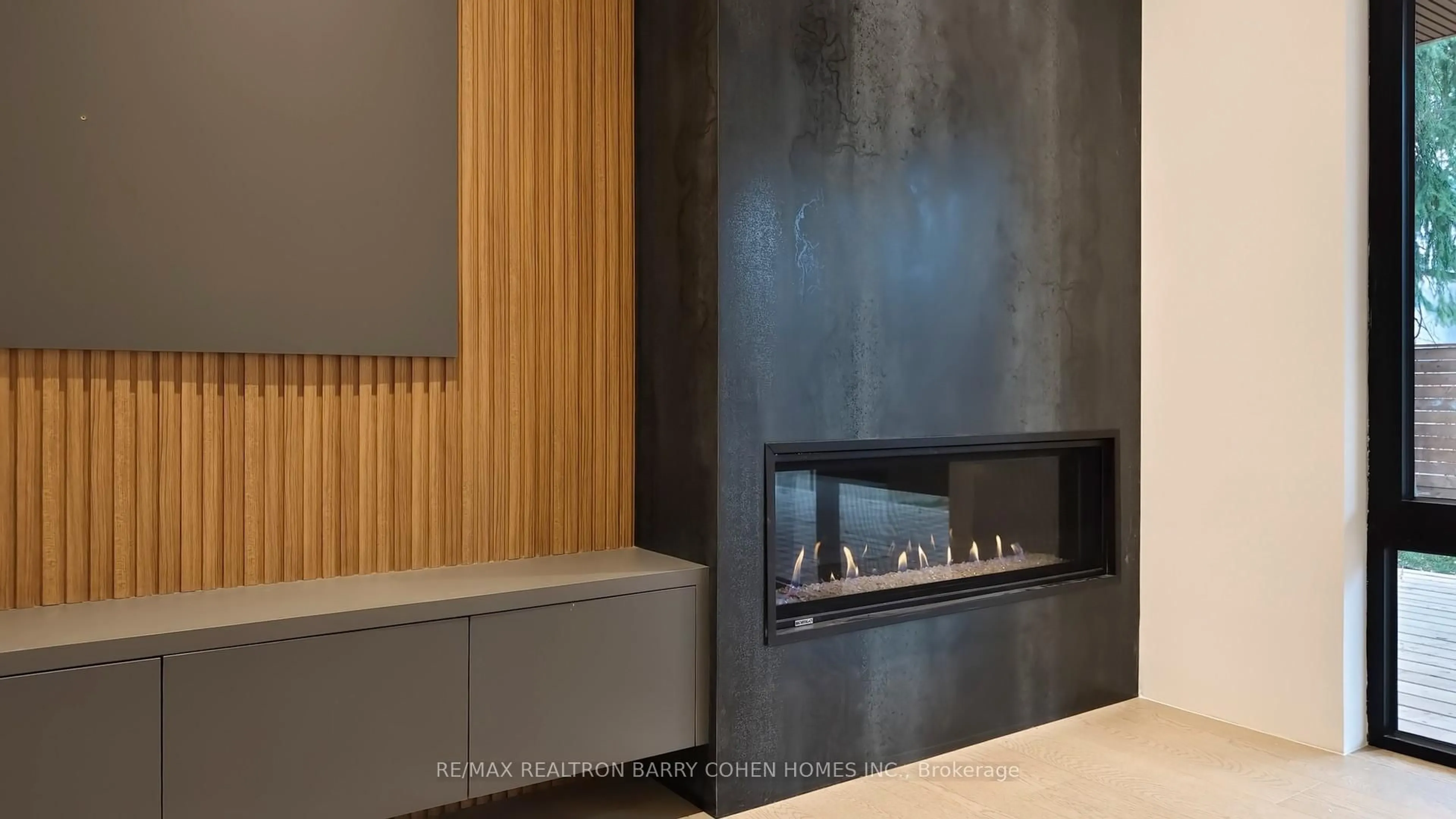 Unknown for 135 Imperial St, Toronto Ontario M5P 1C7