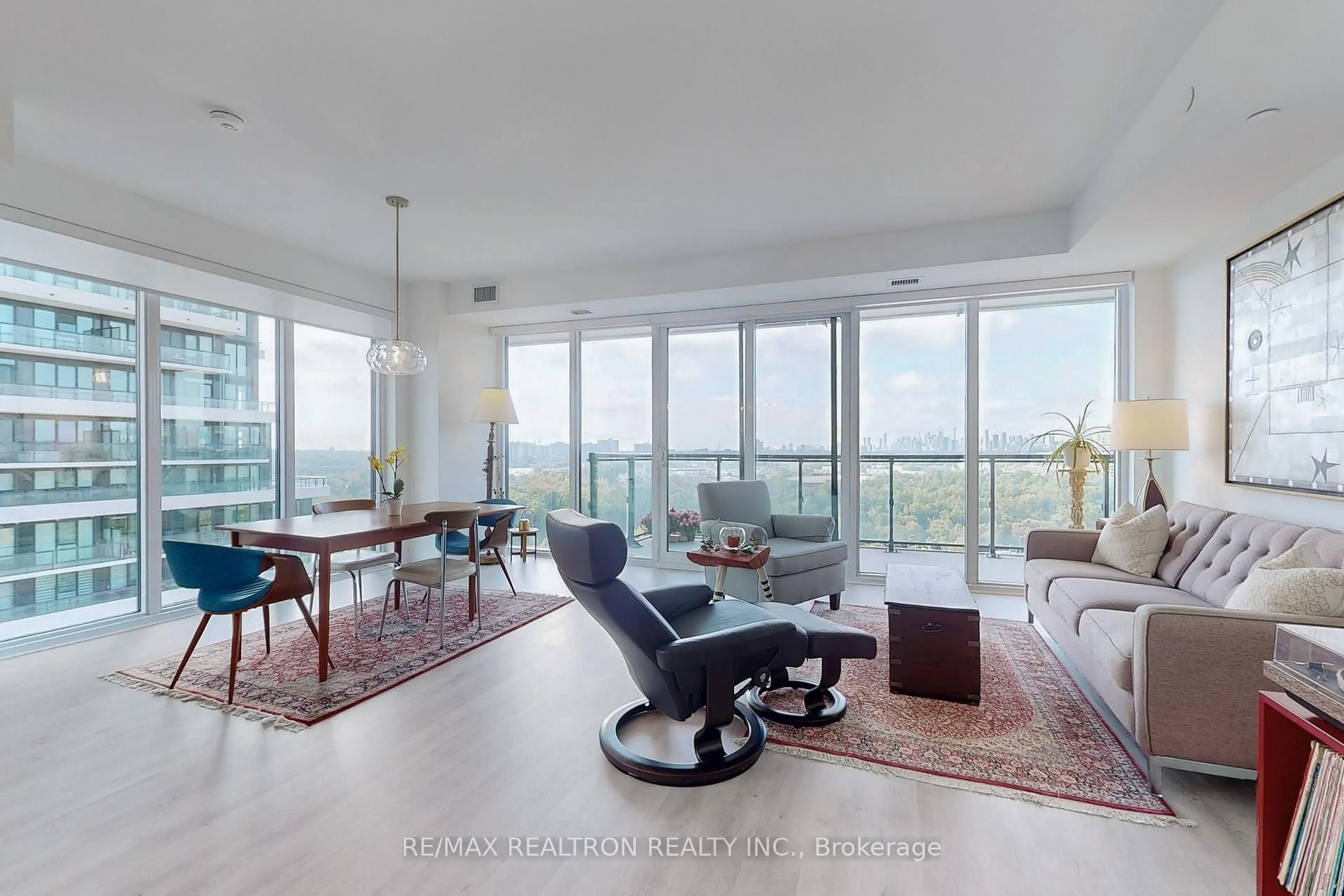 Living room with furniture, unknown for 20 Inn On The Park Dr #1432, Toronto Ontario M3C 0P8