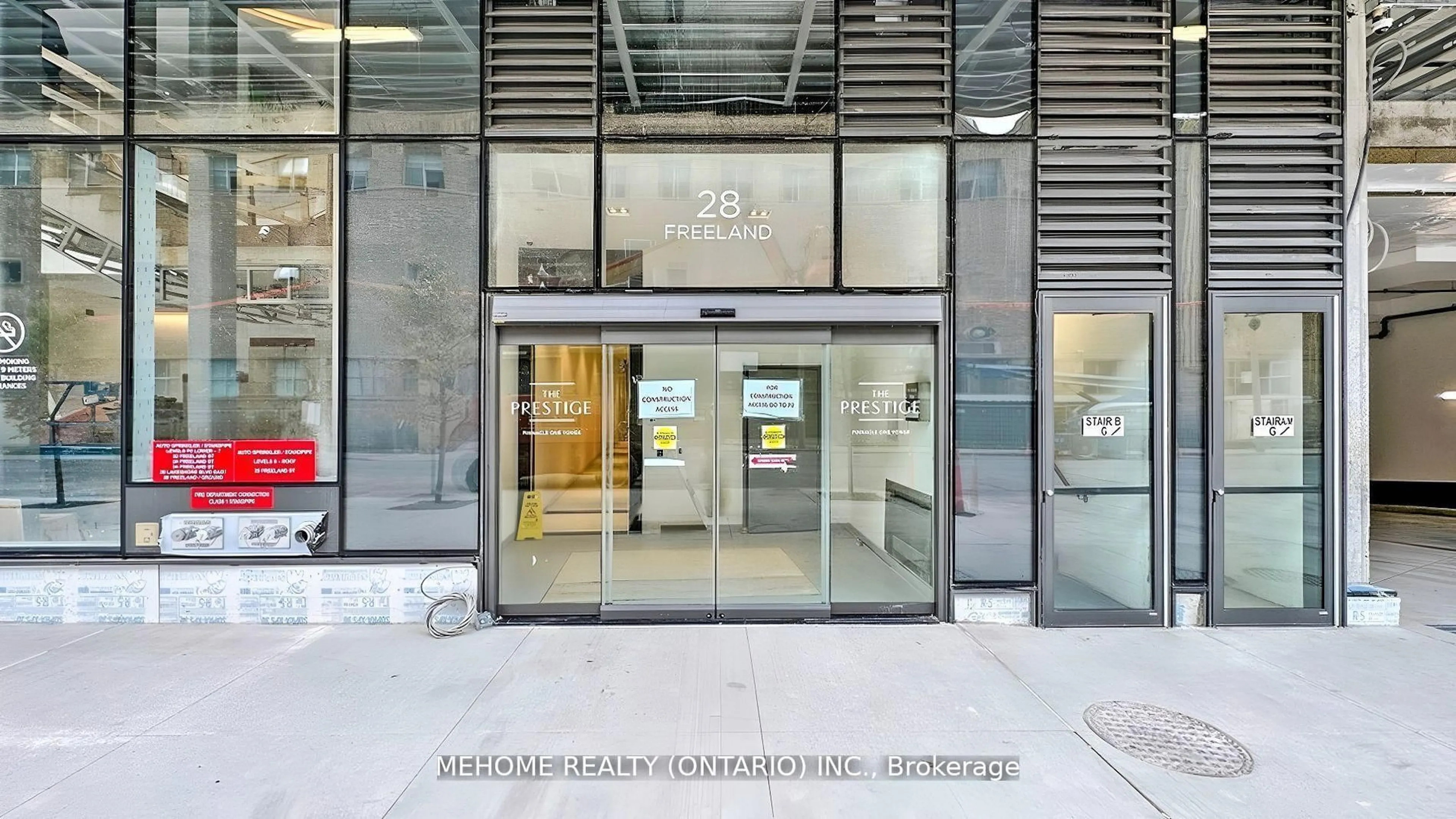 Indoor foyer for 28 Freeland St #2507, Toronto Ontario M5E 0E3