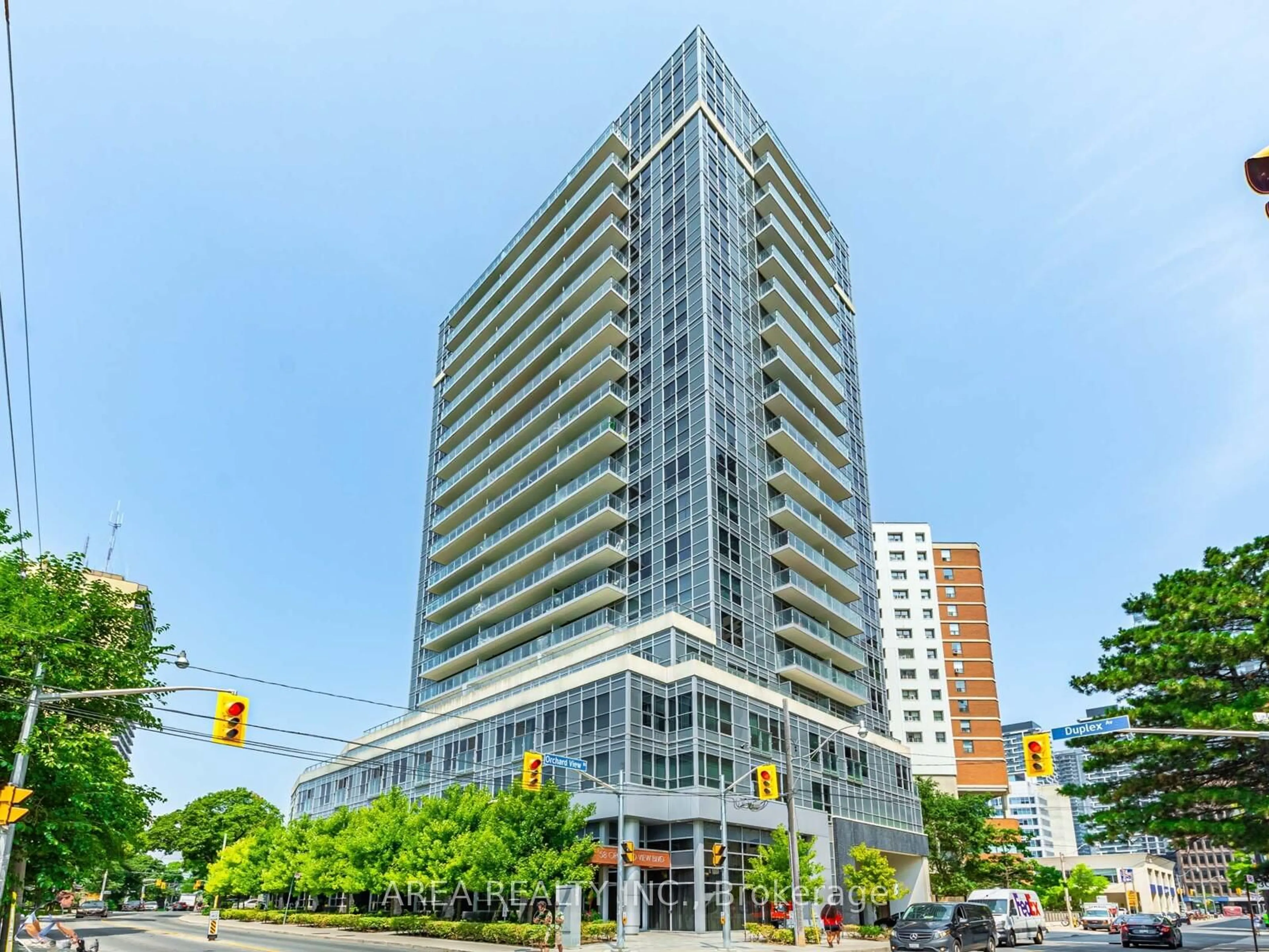 Indoor foyer for 58 Orchard View Blvd #2001, Toronto Ontario M4R 1B9