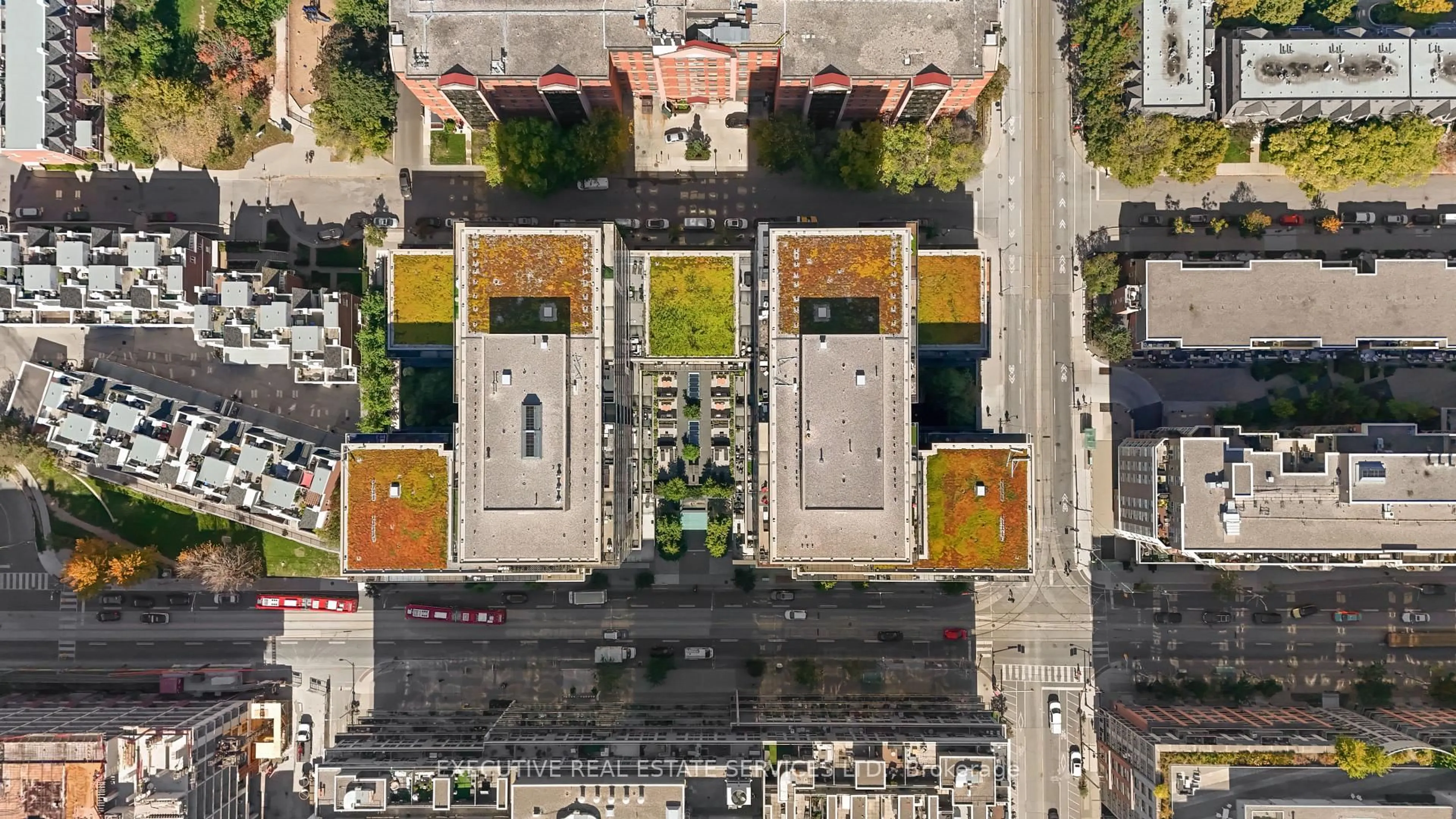 A pic from outside/outdoor area/front of a property/back of a property/a pic from drone, street for 1030 King St #721, Toronto Ontario M6K 0B4