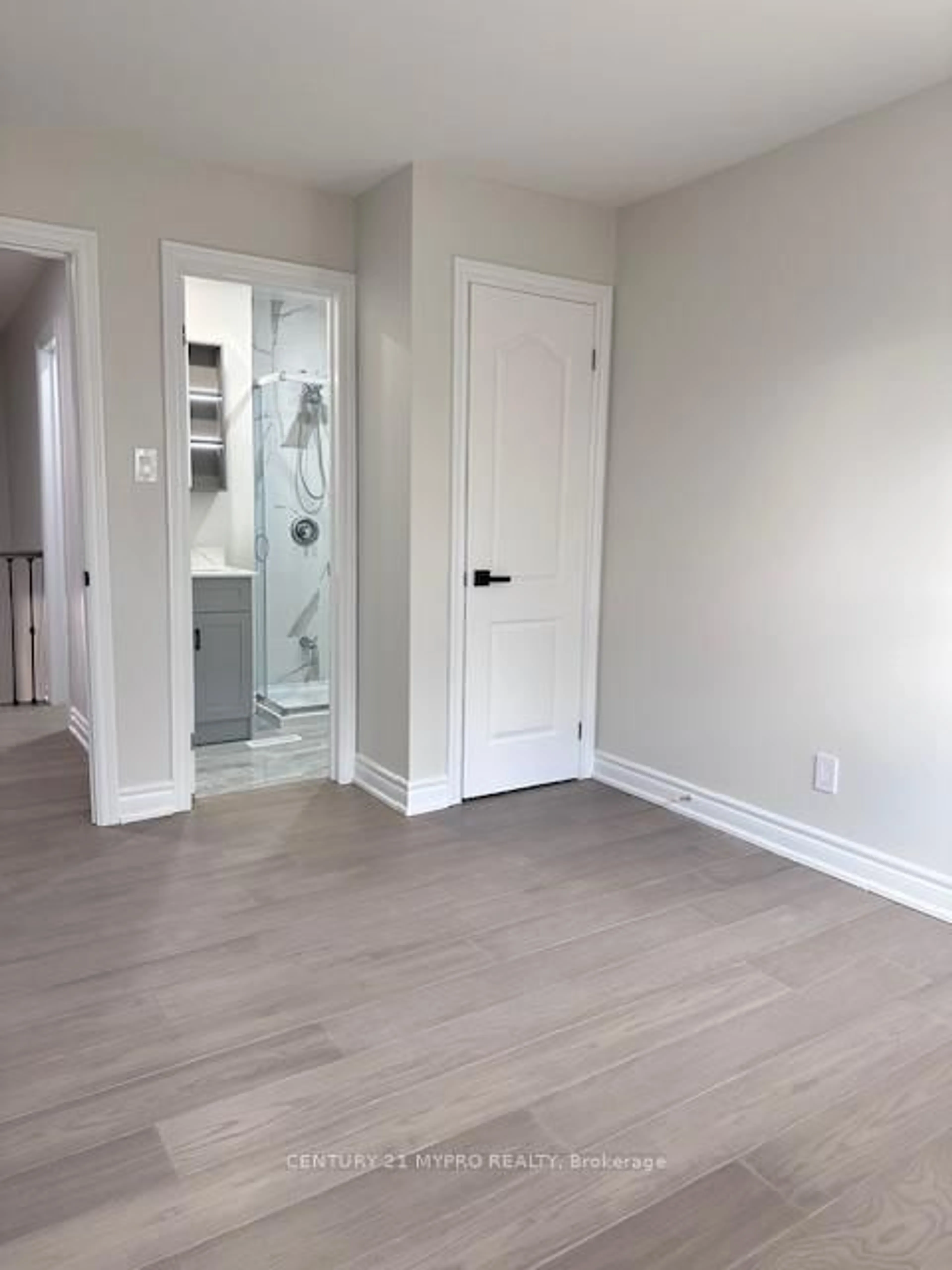 A pic of a room for 269 Shawnee Circ, Toronto Ontario M2H 2X9