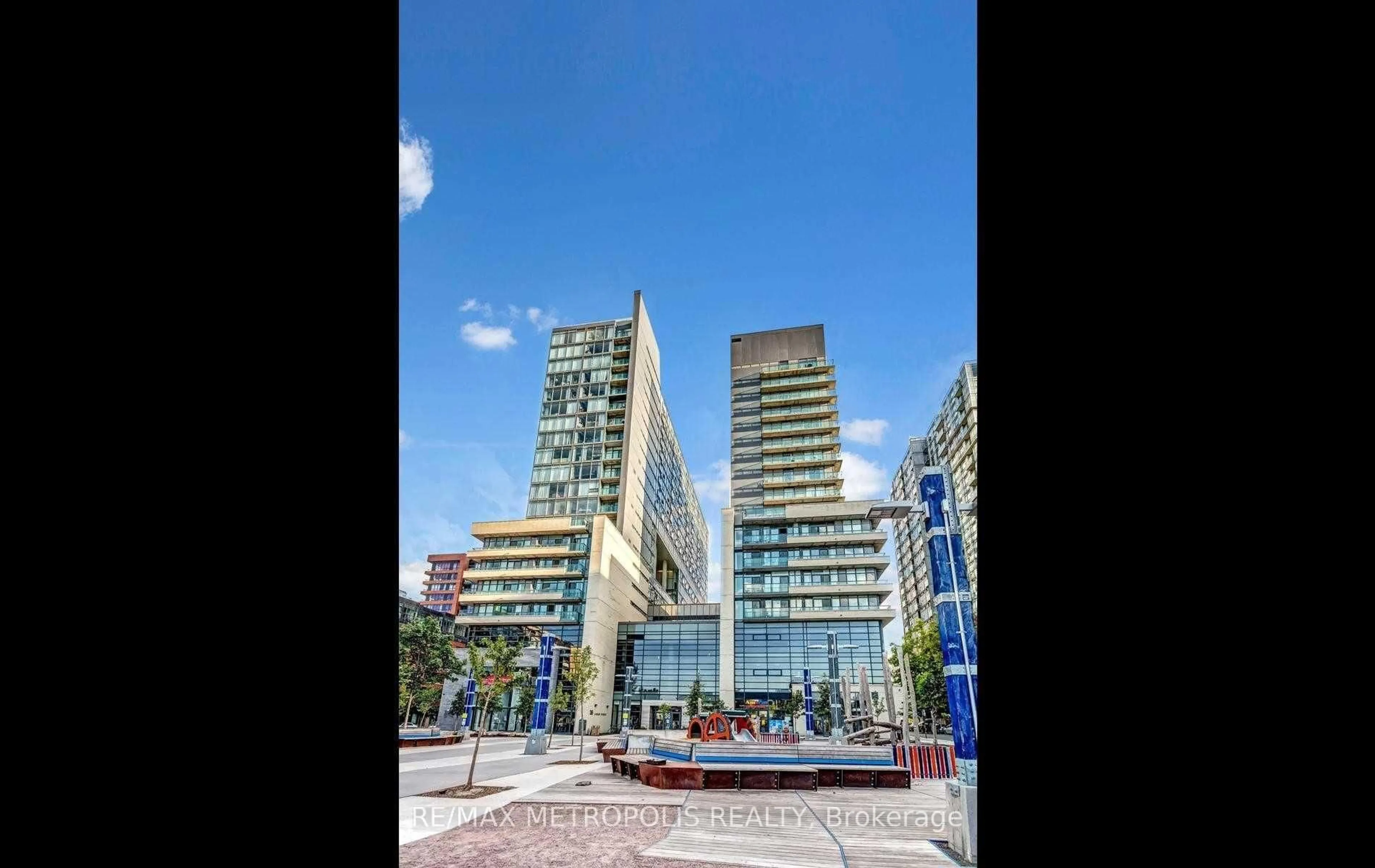 Unknown for 36 Lisgar St #712, Toronto Ontario M6J 0C7