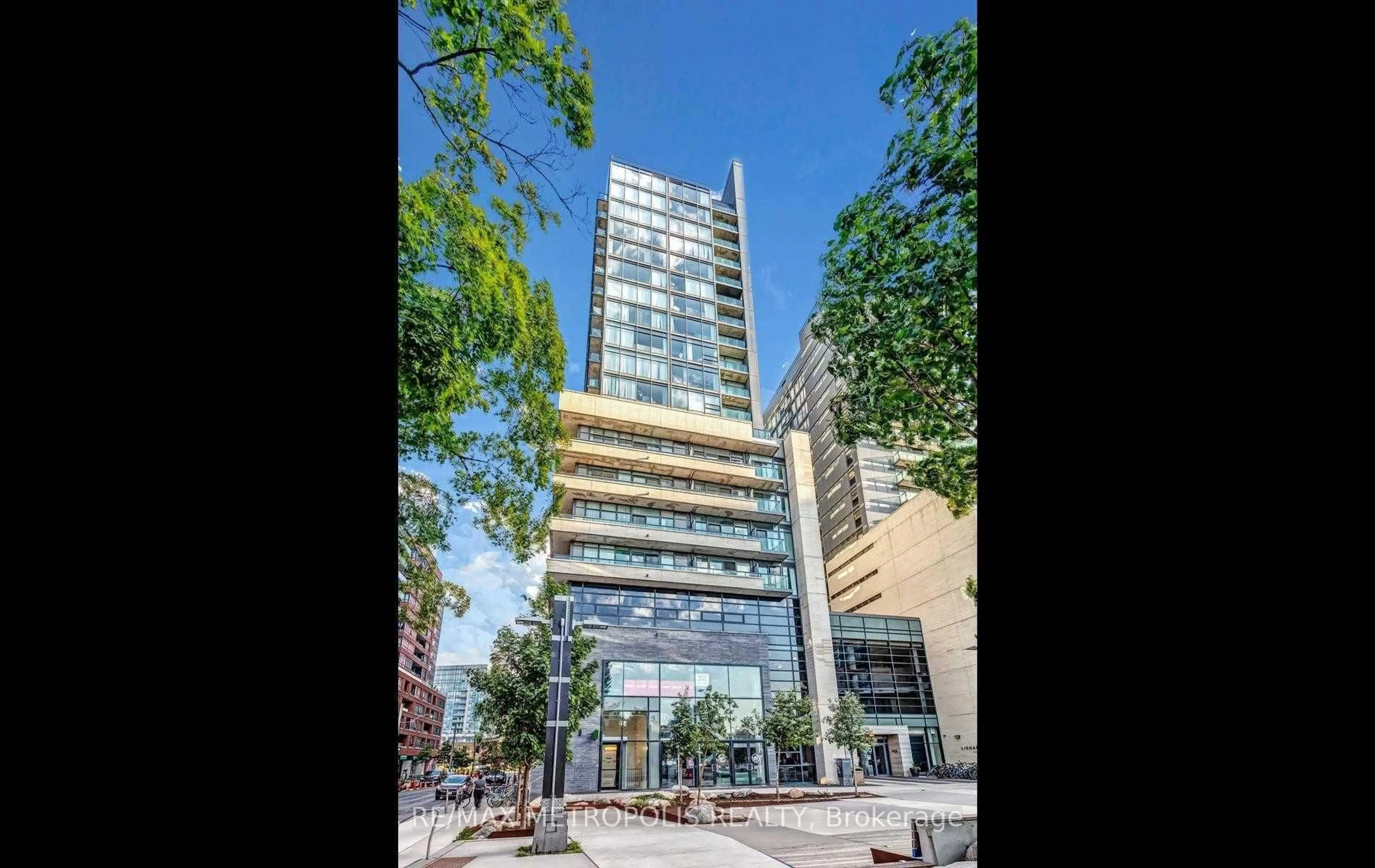 Unknown for 36 Lisgar St #712, Toronto Ontario M6J 0C7