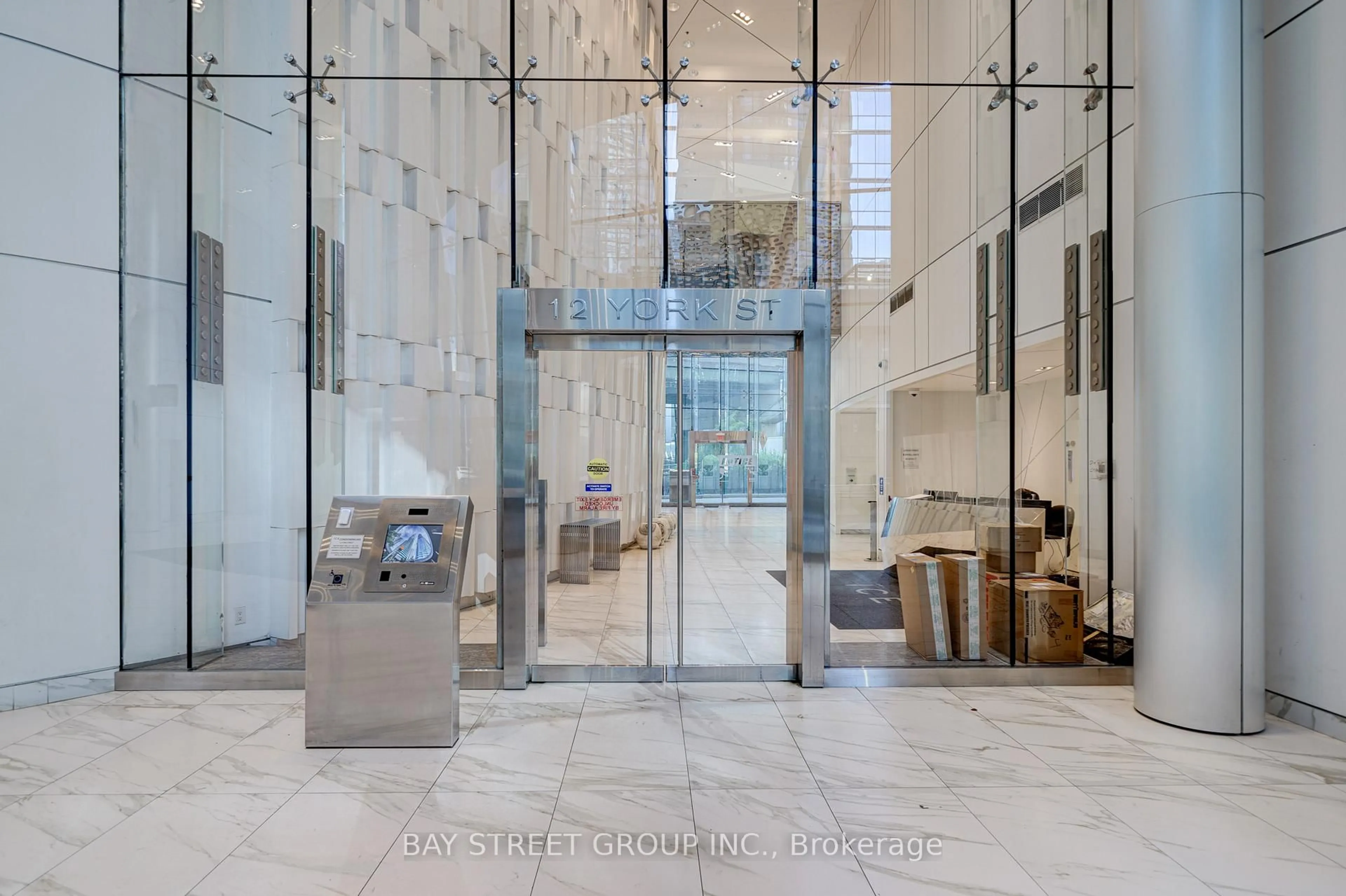 Indoor foyer for 12 York St #3704, Toronto Ontario M5J 0A9