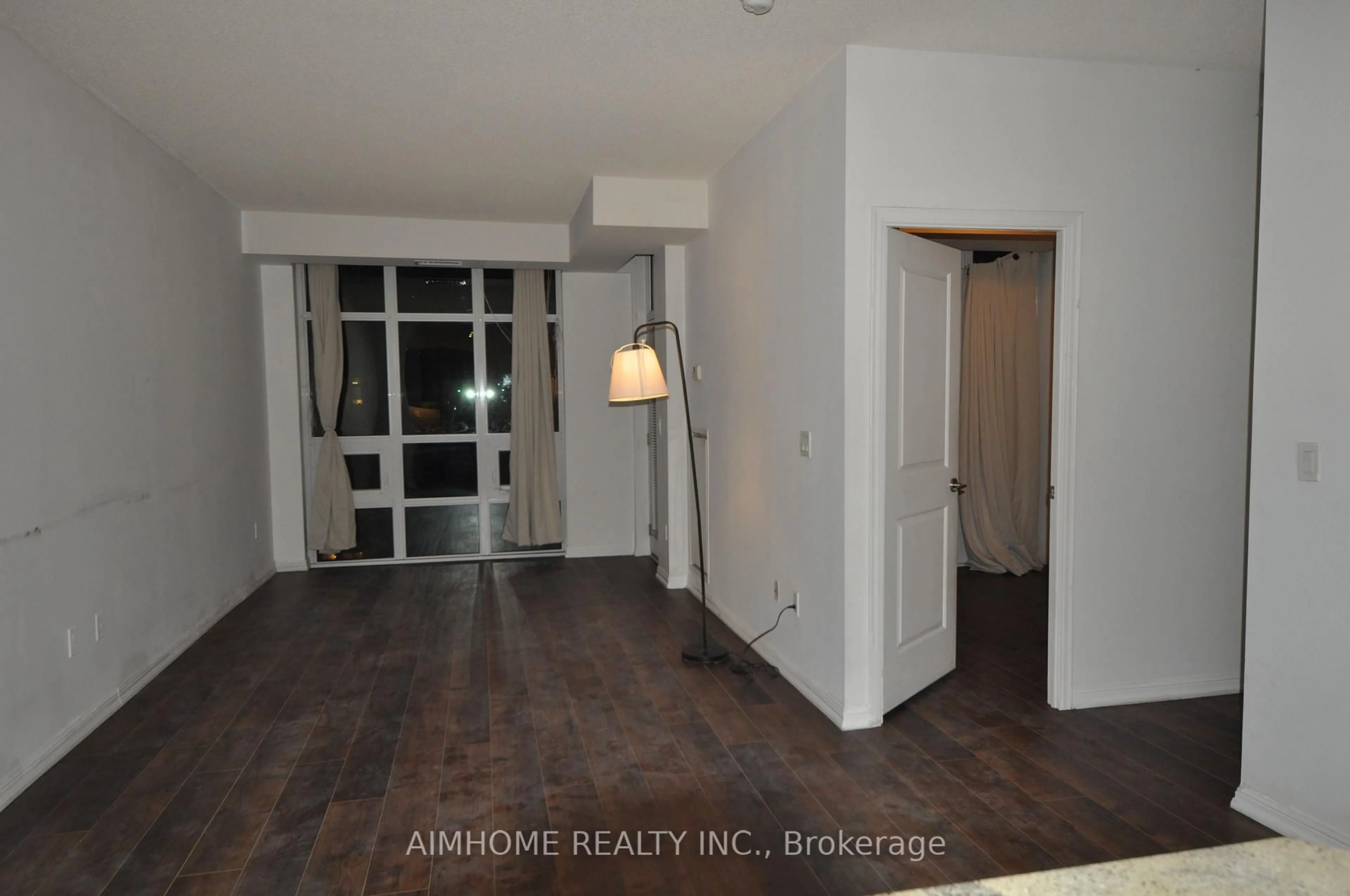 A pic of a room for 75 East Liberty St #1719, Toronto Ontario M6K 3R3