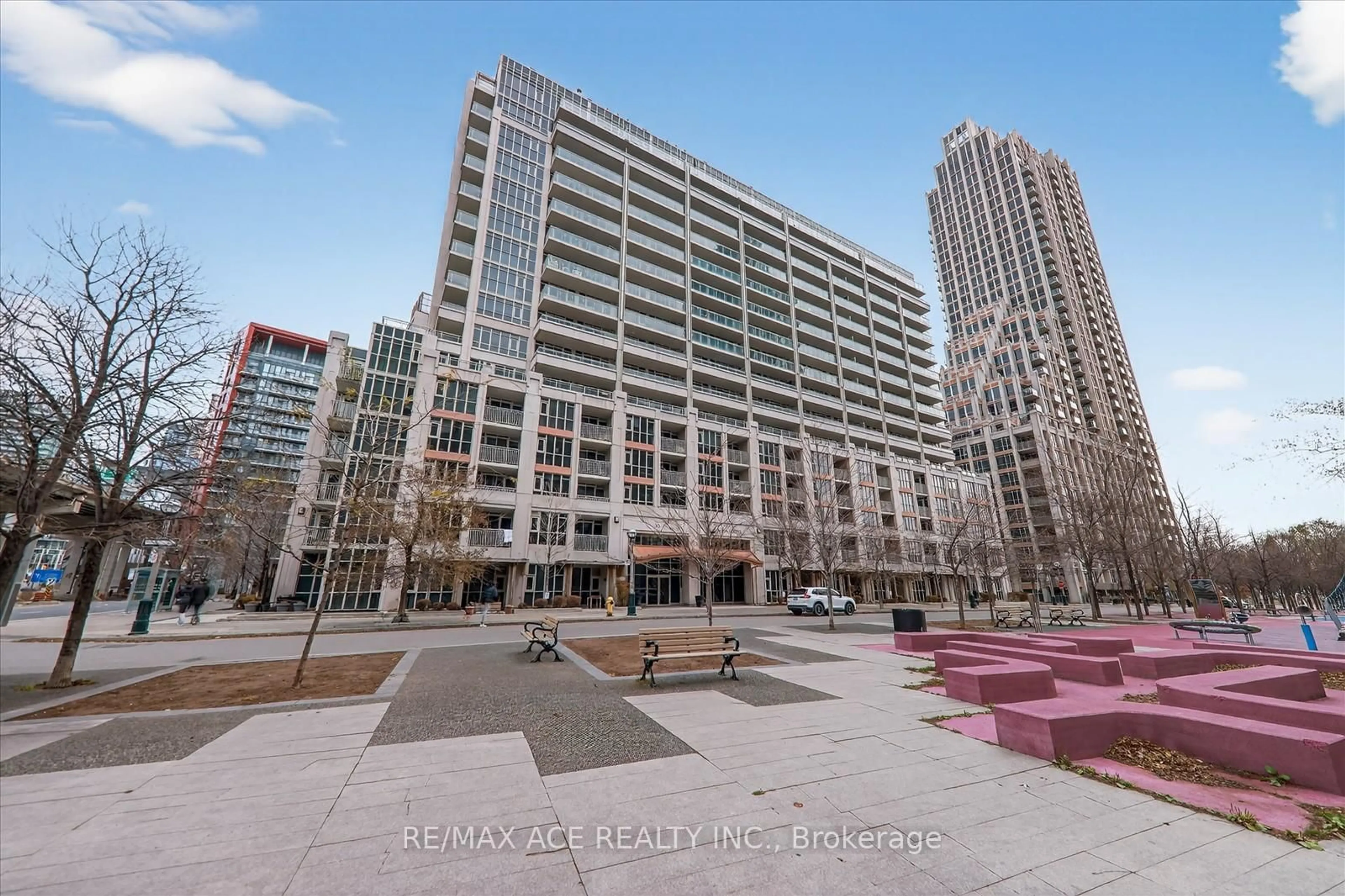 Patio, city buildings view from balcony for 35 Bastion St #706, Toronto Ontario M5V 0C2