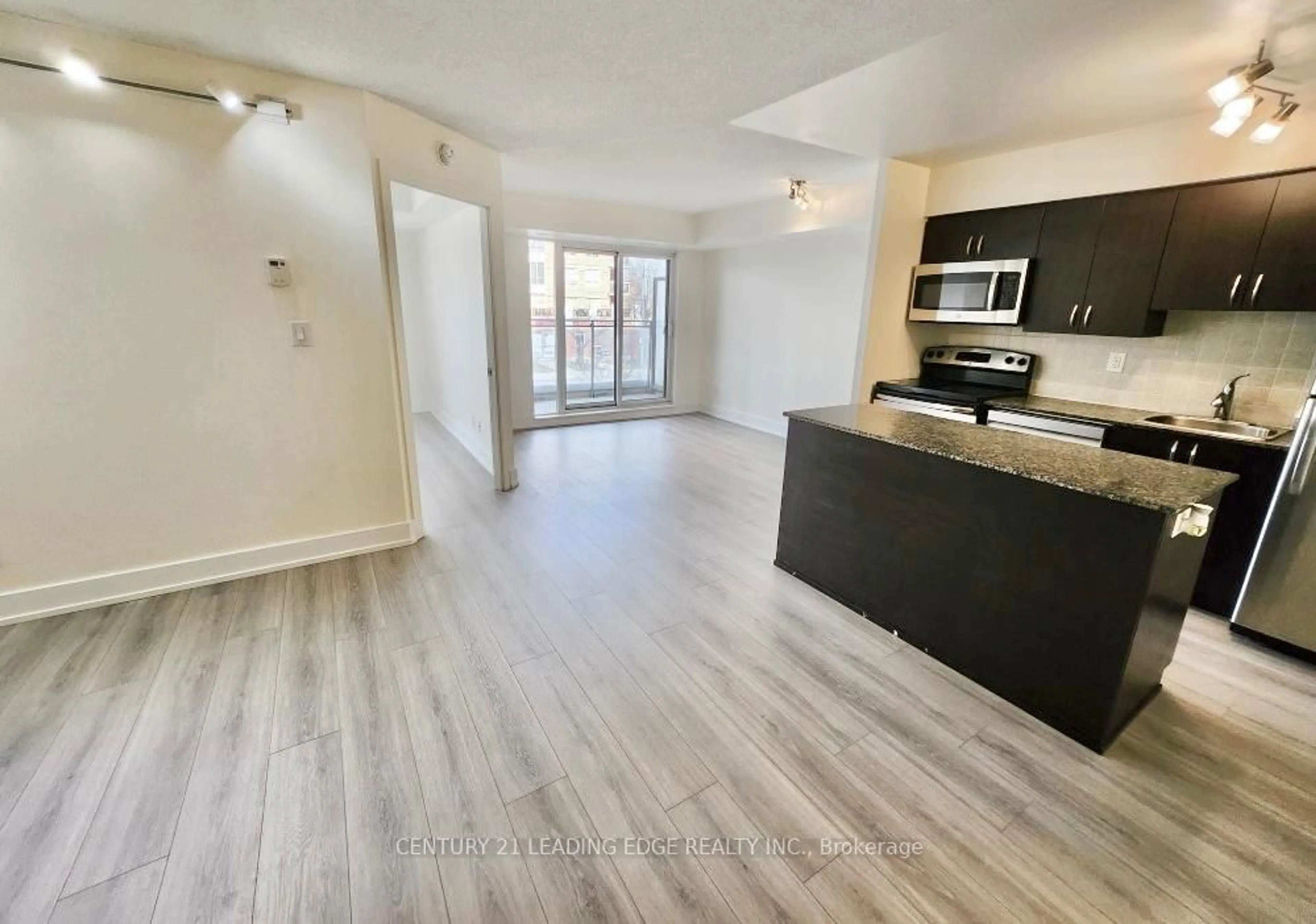 Open concept kitchen, unknown for 801 Sheppard Ave #215, Toronto Ontario M3H 2T3