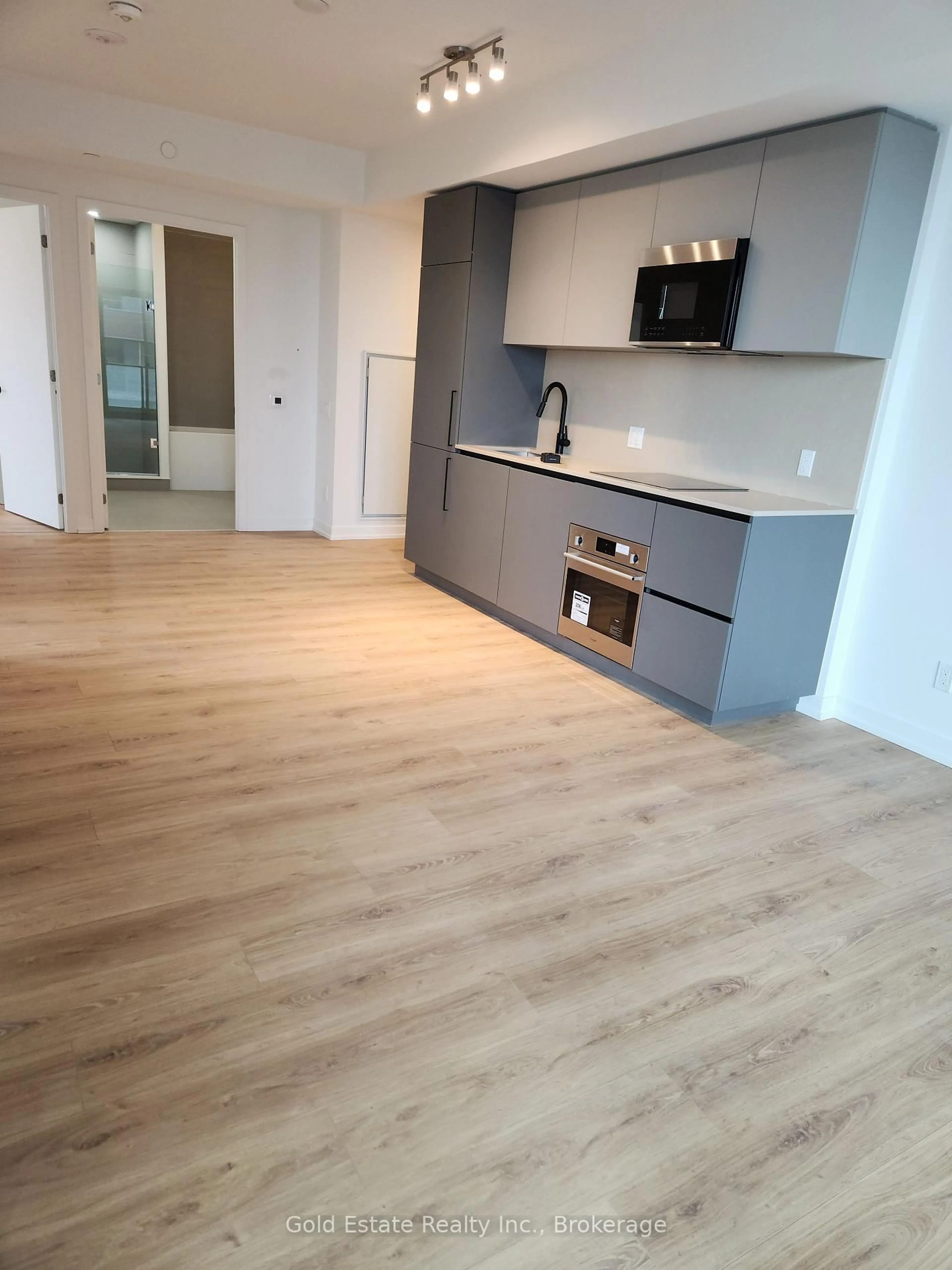 Unknown for 33 Parliament St #1604, Toronto Ontario M5A 2Y2