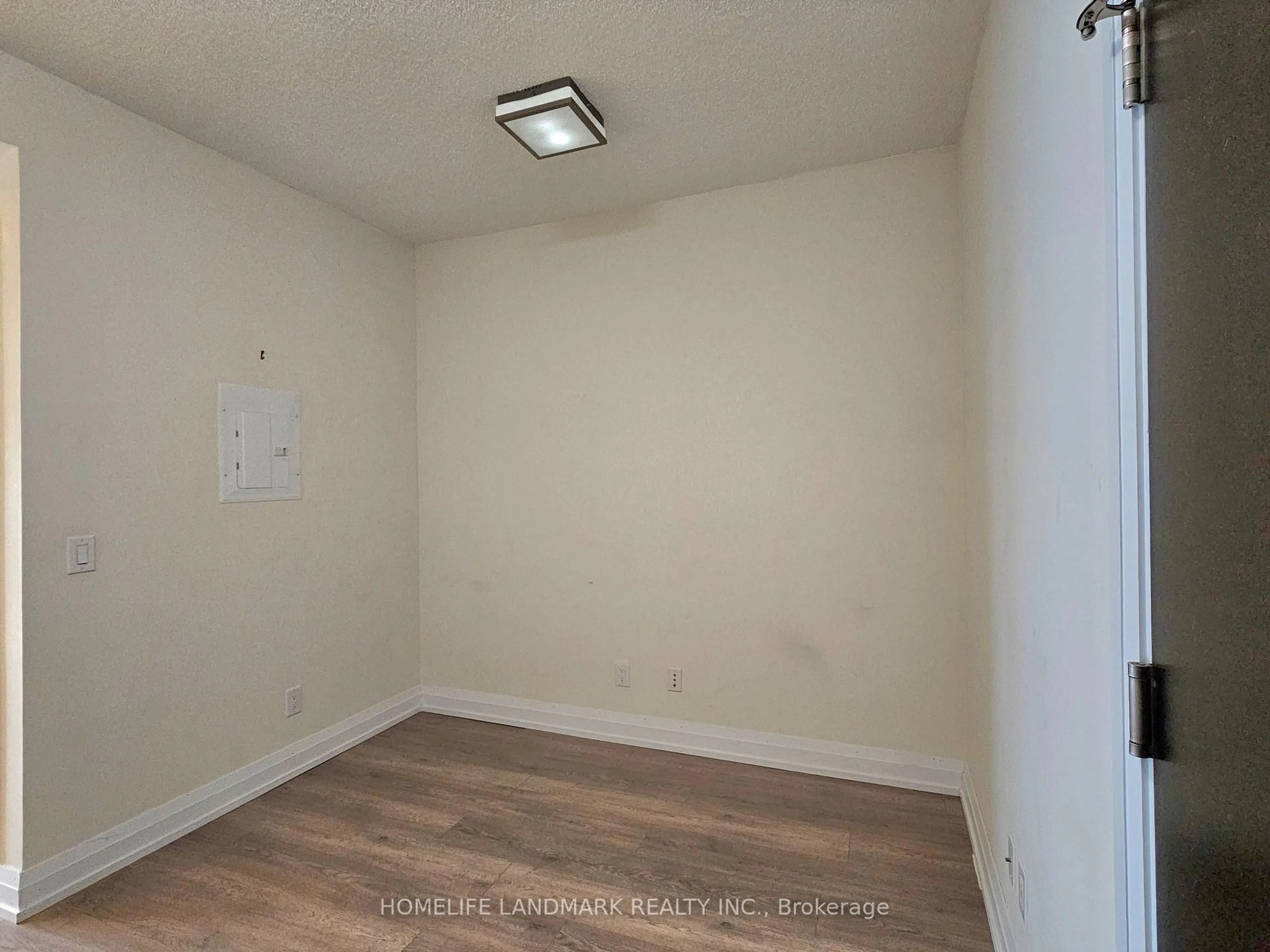 A pic of a room for 2 Anndale Dr #2009, Toronto Ontario M2N 0G5