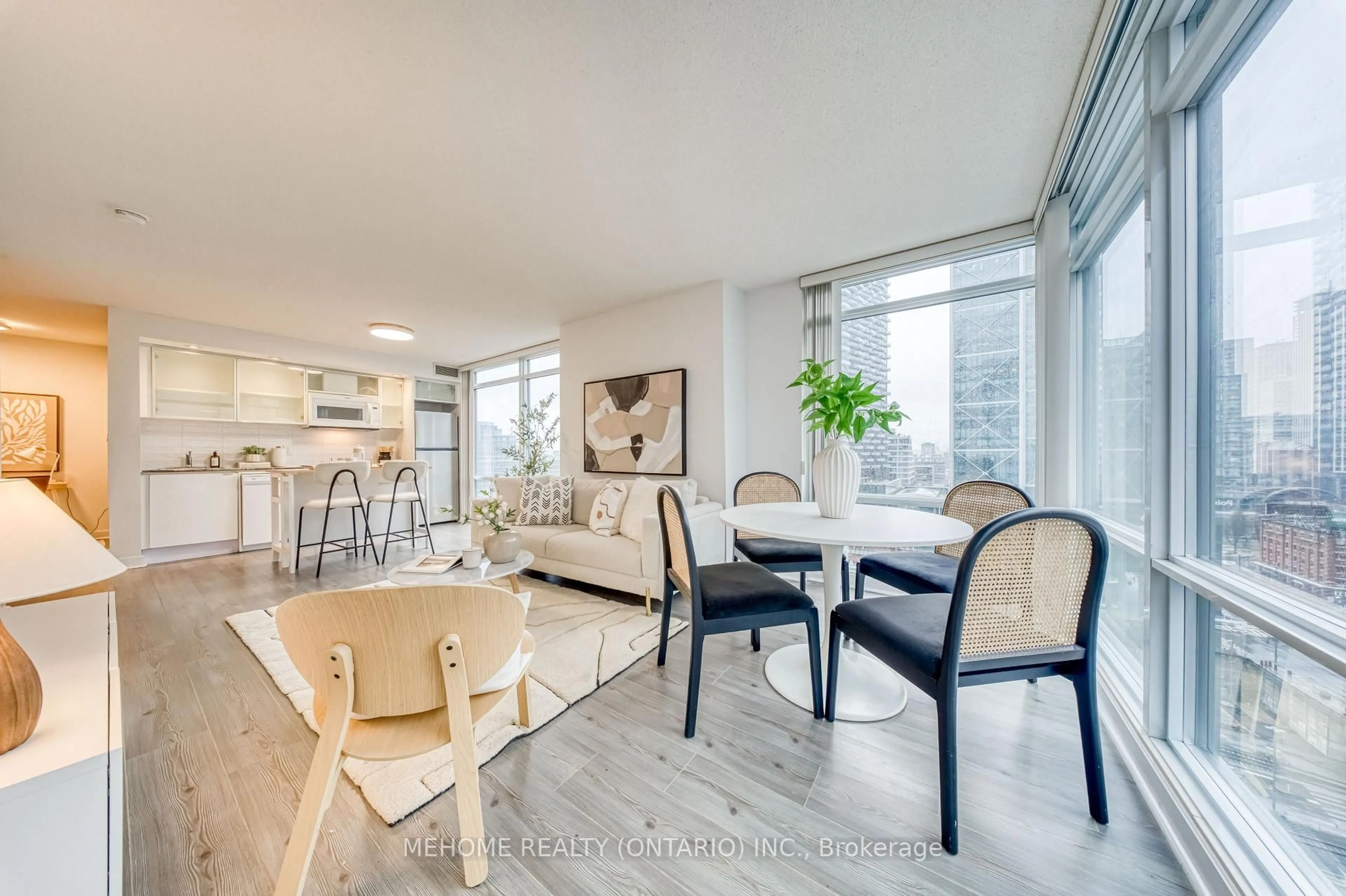 Unknown for 25 Telegram Mews #1902, Toronto Ontario M5V 3Z1