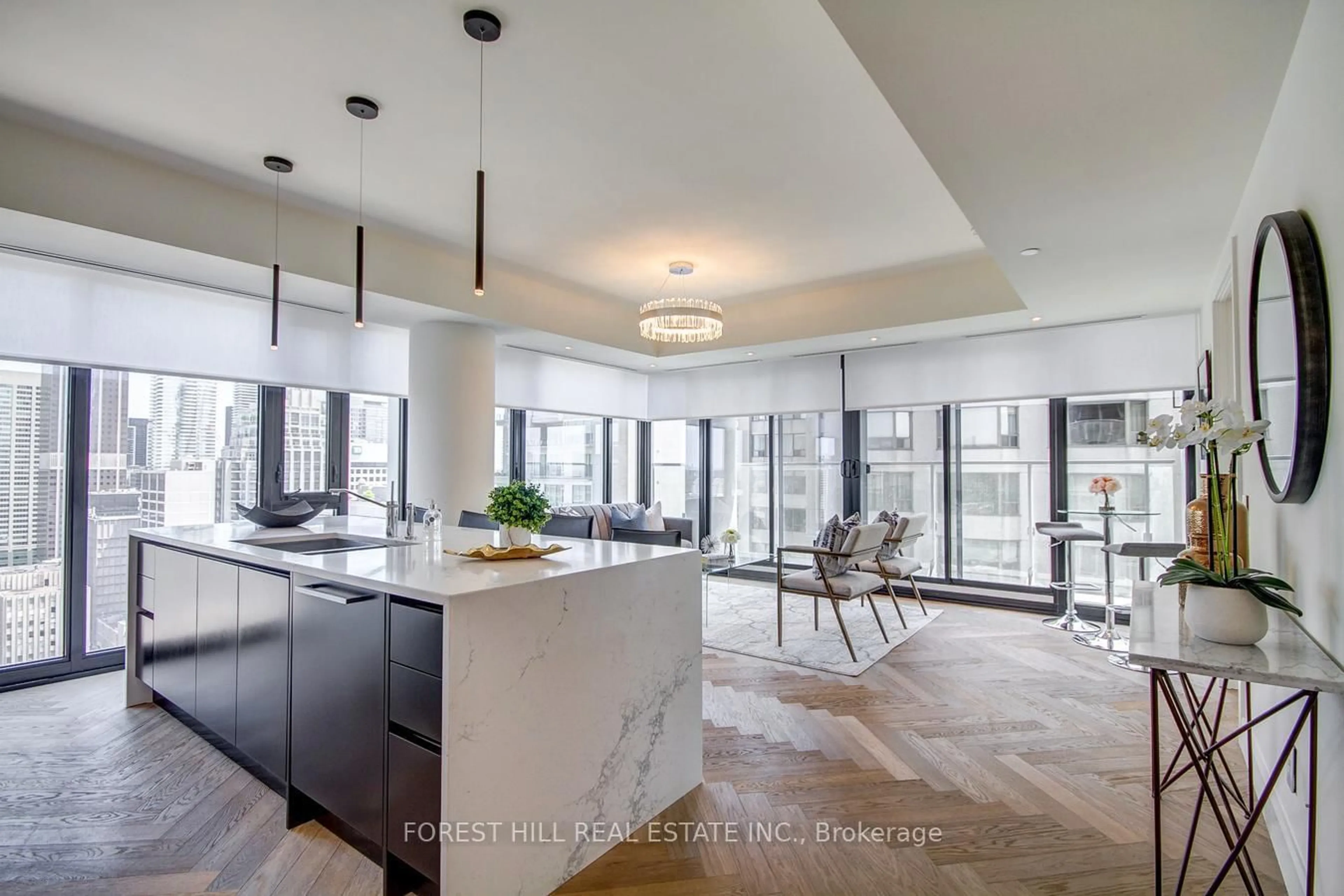Open concept kitchen, ceramic/tile floor for 200 Cumberland St #2602, Toronto Ontario M5R 0B6