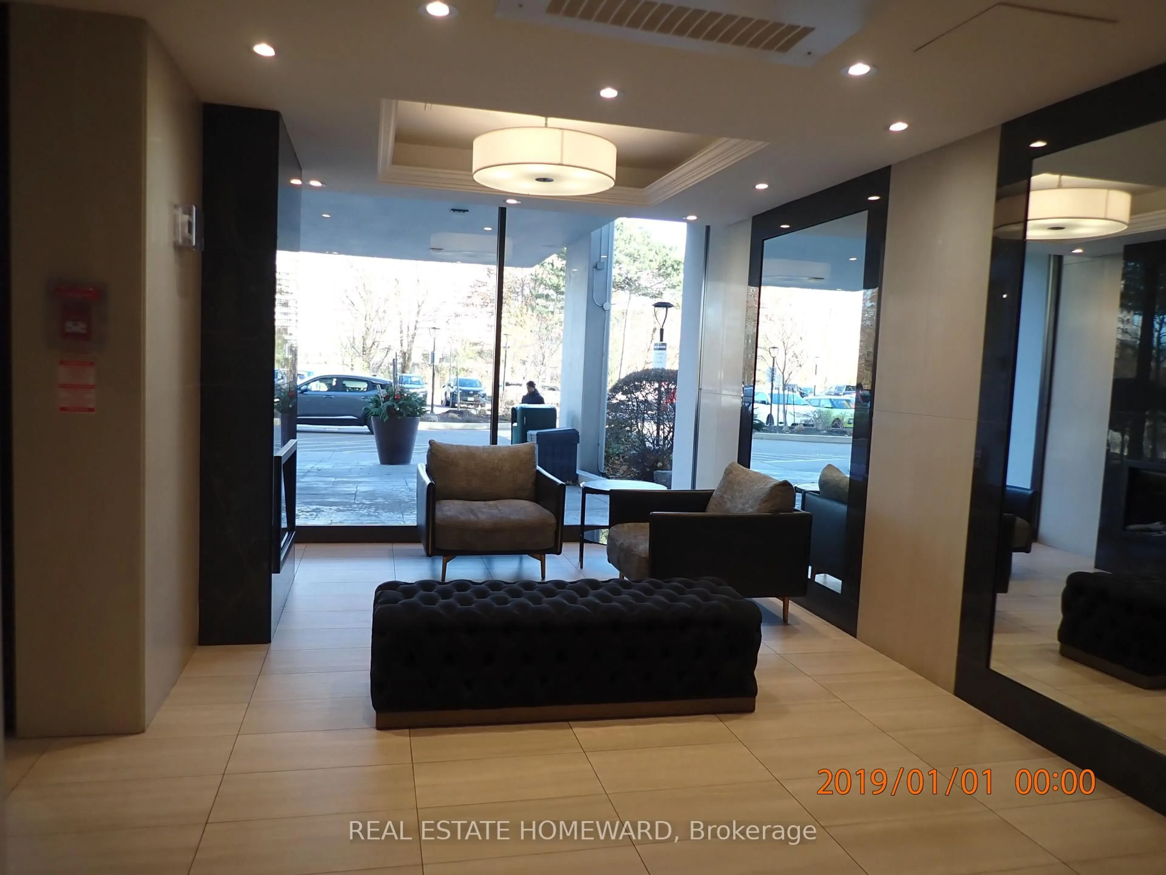 Lobby for 715 Don Mills Rd #2201, Toronto Ontario M3C 1S5