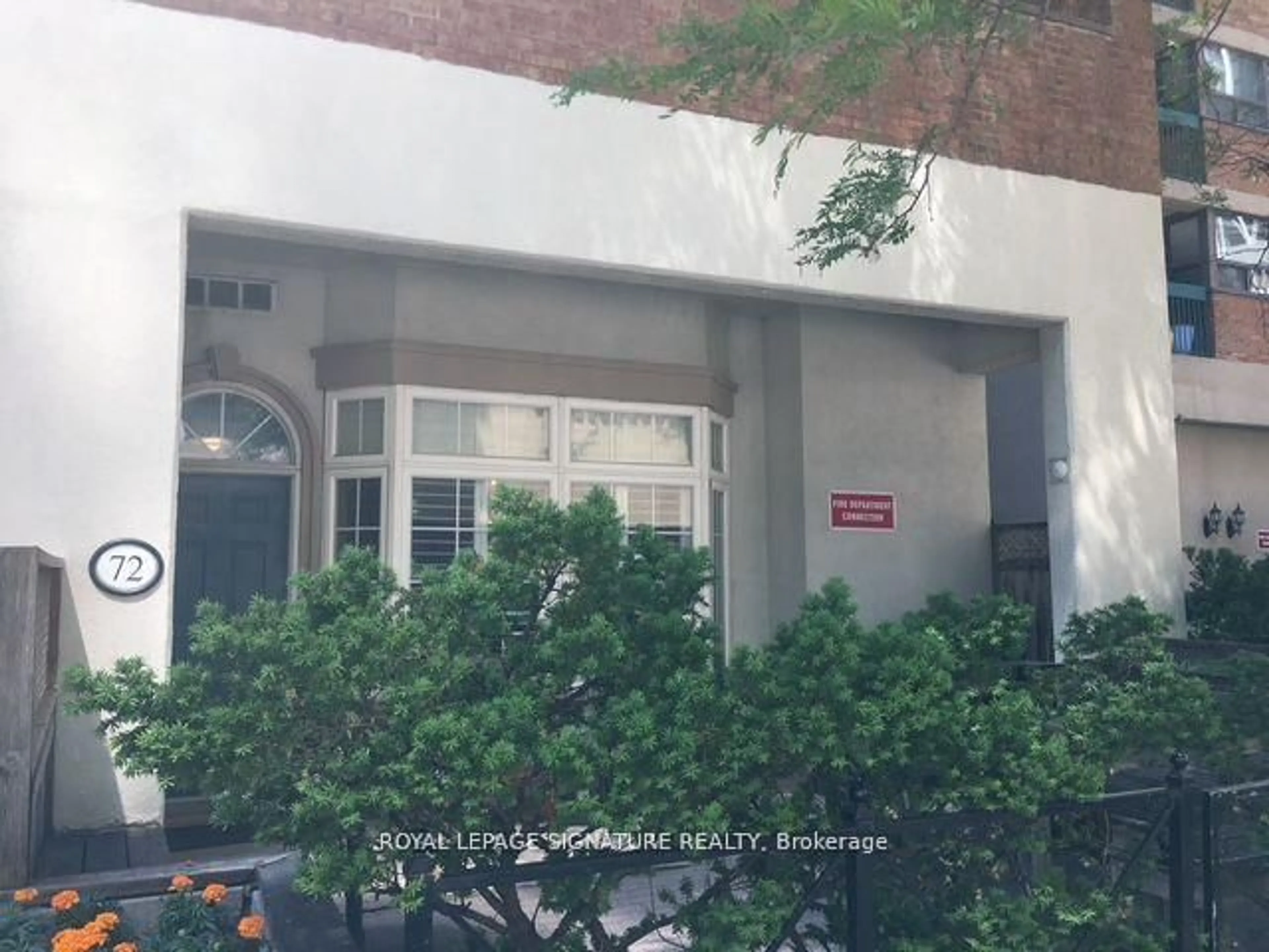 Unknown for 72 St. Patrick St, Toronto Ontario M5T 1V1