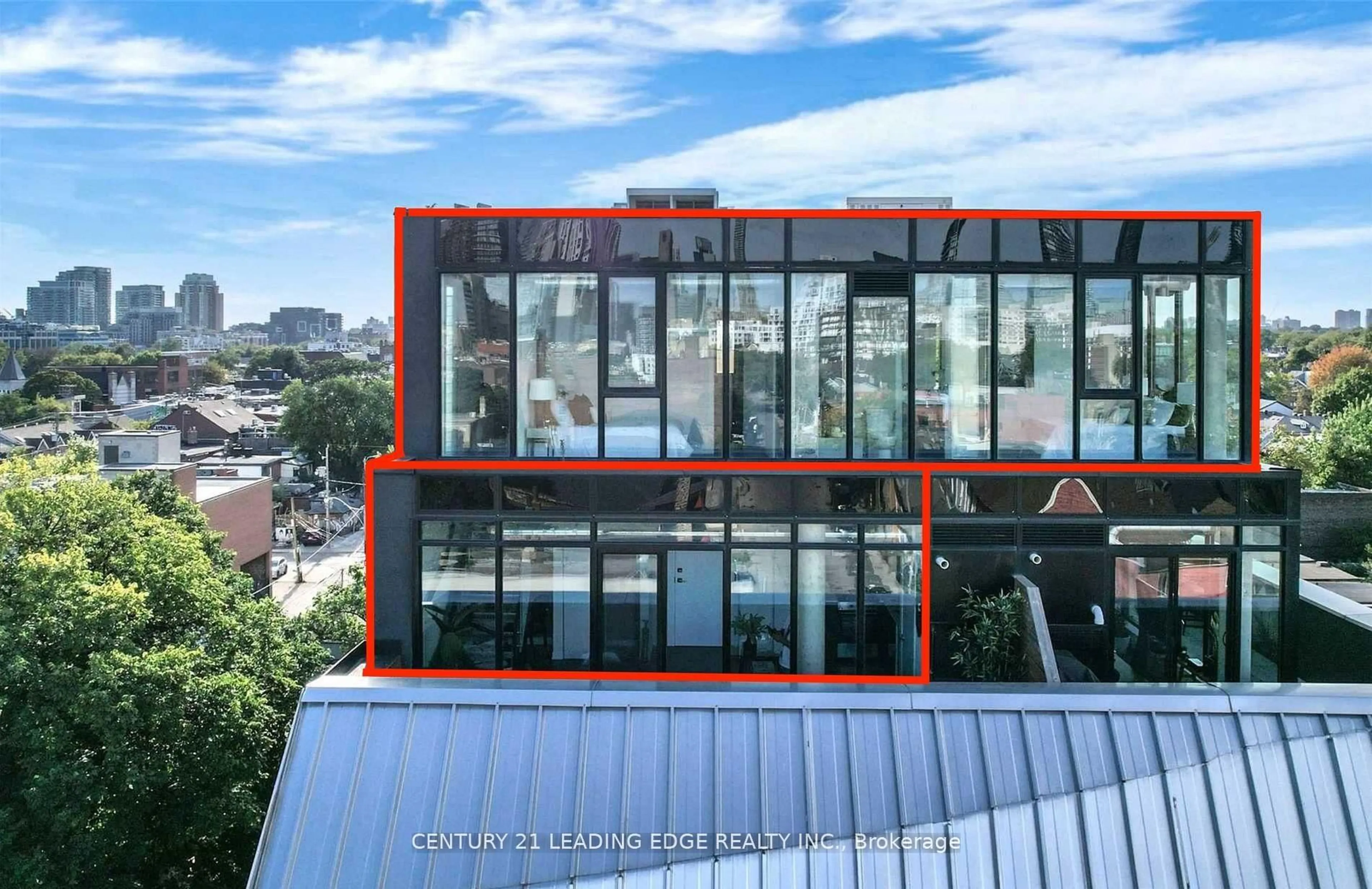 A pic from outside/outdoor area/front of a property/back of a property/a pic from drone, city buildings view from balcony for 109 Wolseley St #Ph3, Toronto Ontario M6J 1K1
