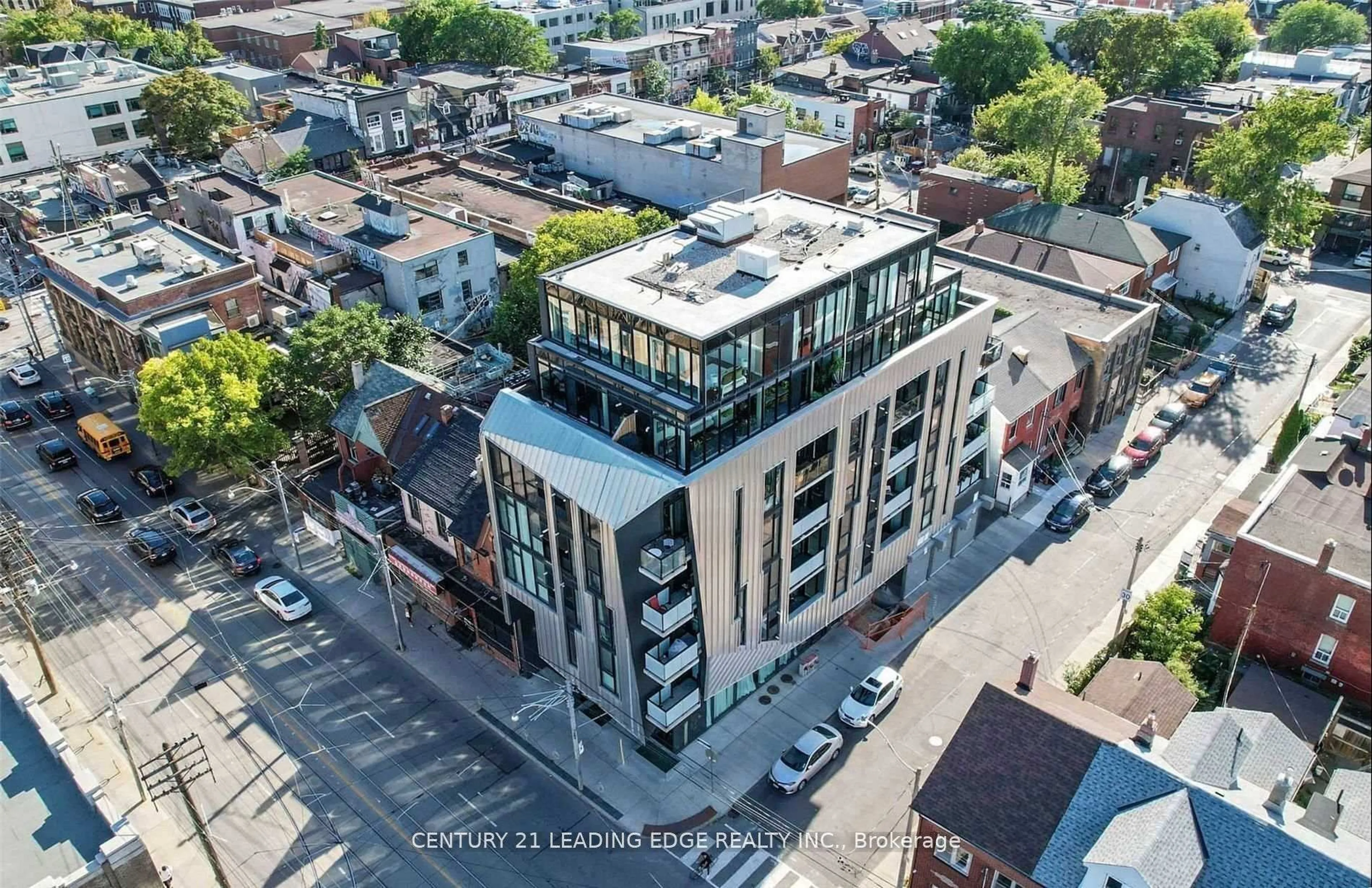 A pic from outside/outdoor area/front of a property/back of a property/a pic from drone, building for 109 Wolseley St #Ph3, Toronto Ontario M6J 1K1