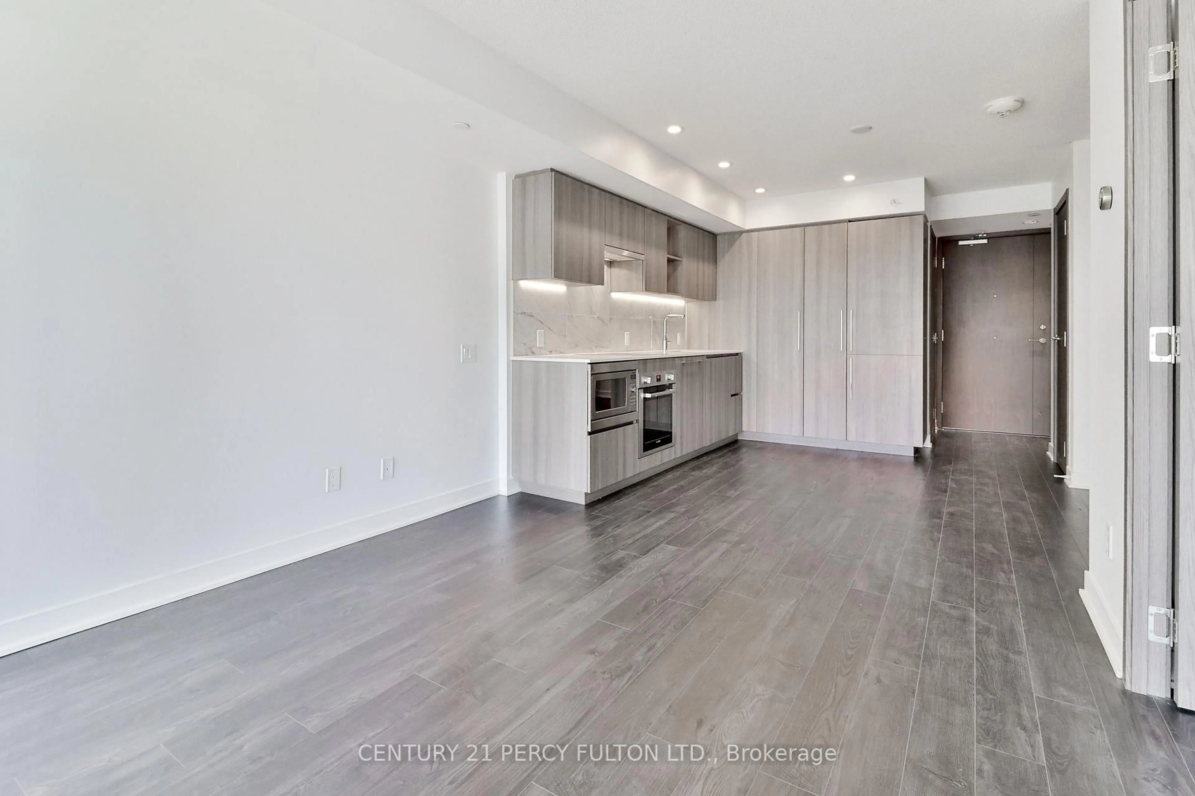 Open concept kitchen, unknown for 19 Bathurst St #1107, Toronto Ontario M5V 0N2