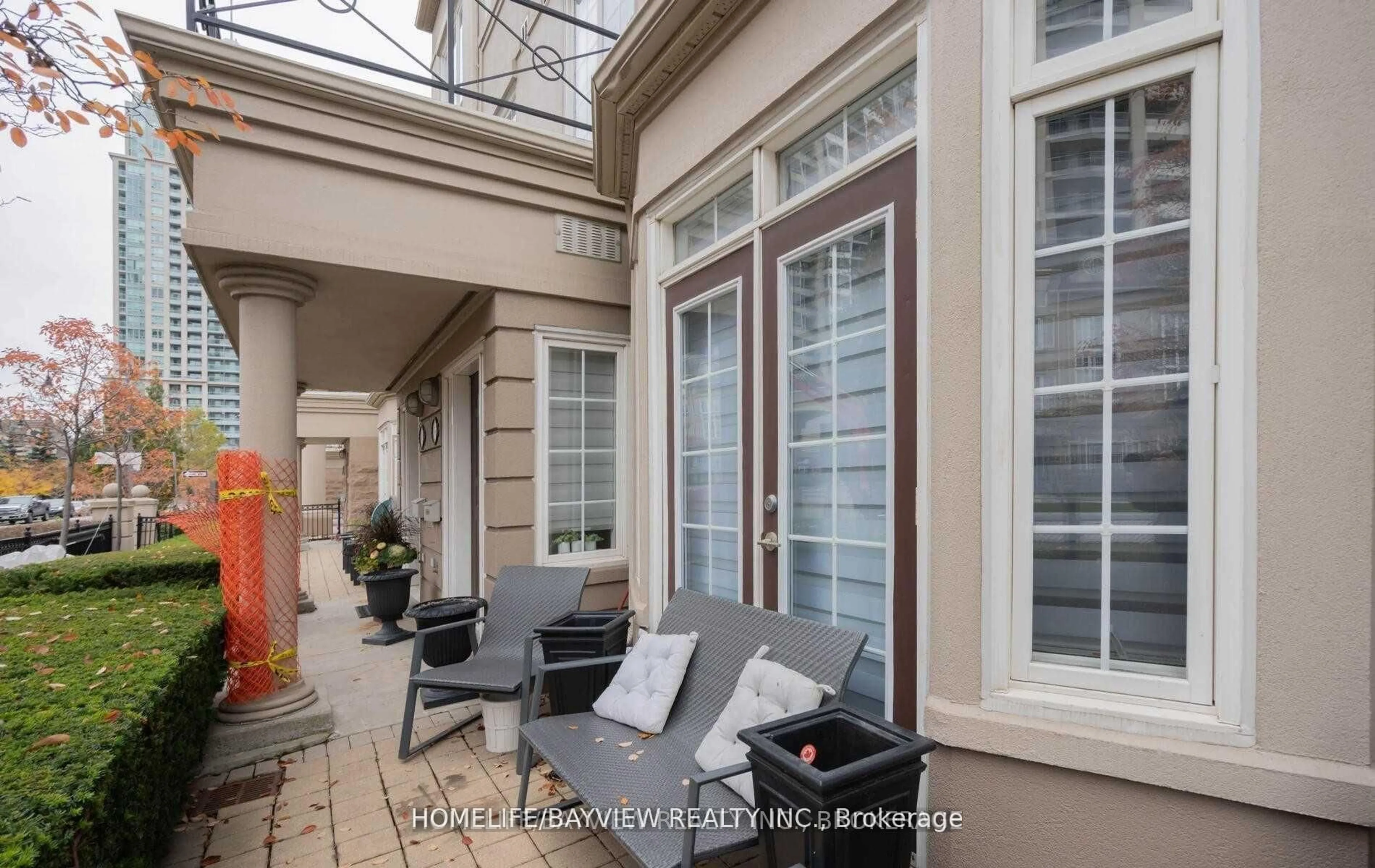 Patio, street for 8 Rean Dr #GV25, Toronto Ontario M2K 3B9