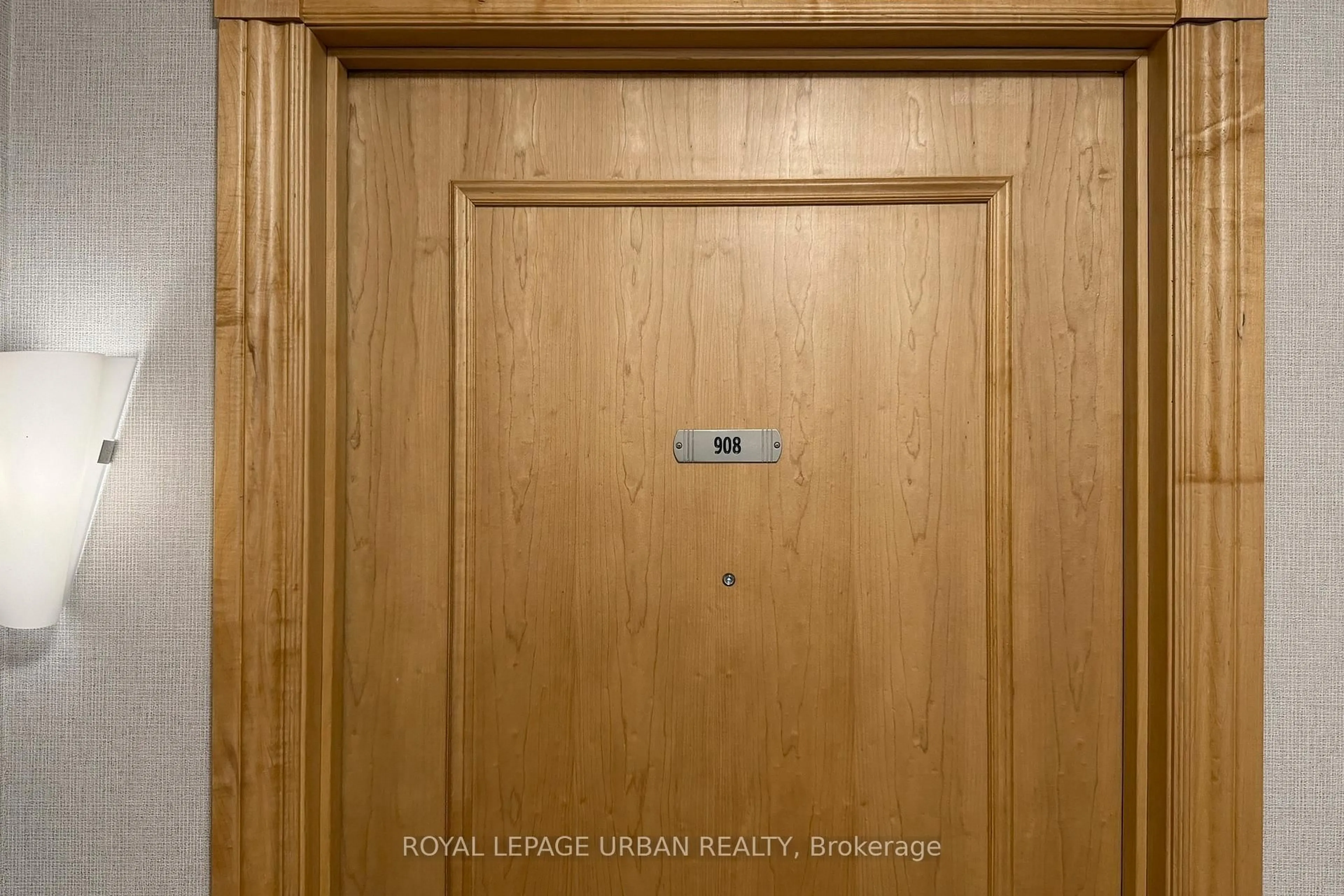 A pic of a room for 78 Harrison Garden Blvd #908, Toronto Ontario M2N 7E2