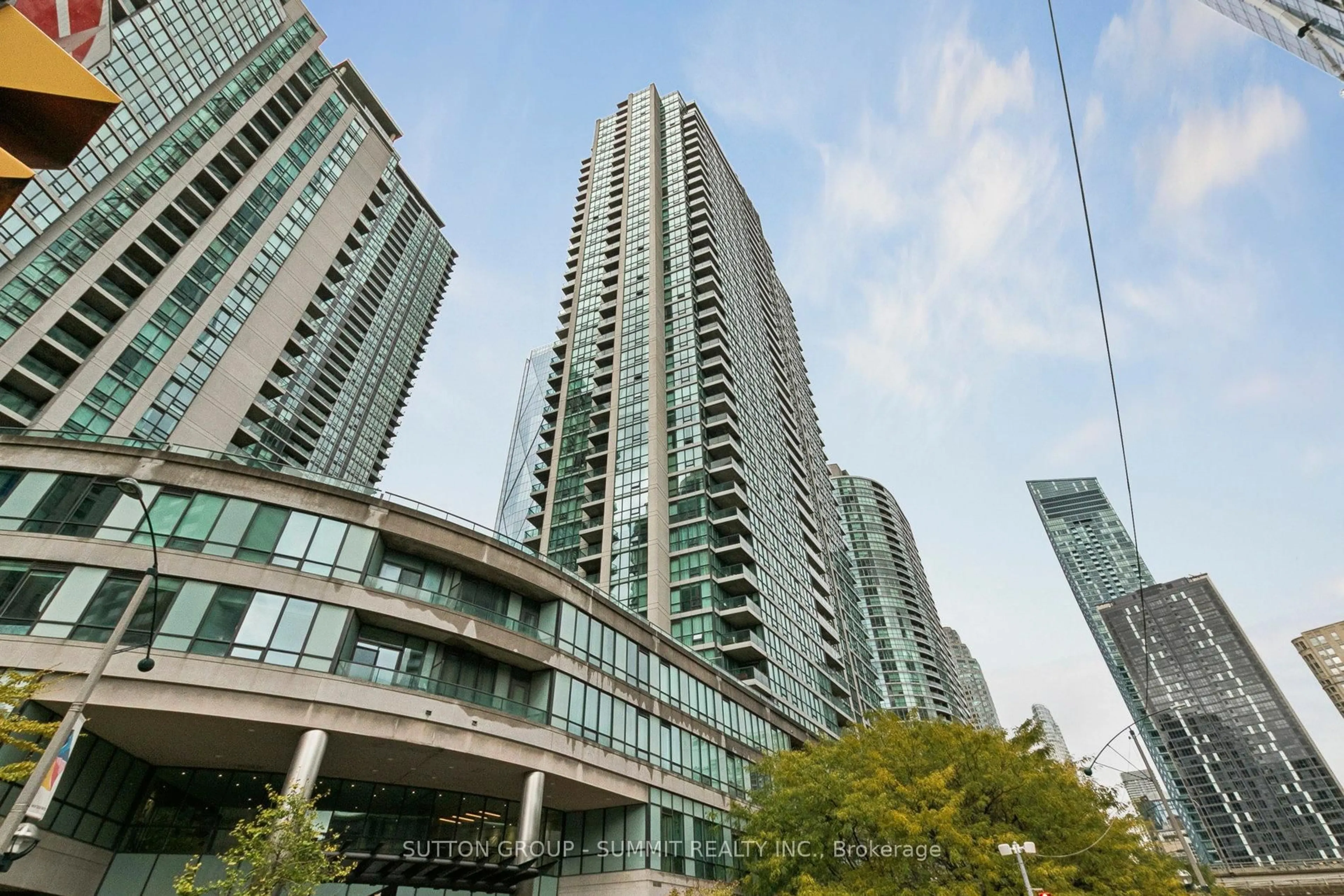 Unknown for 16 Yonge St #3904, Toronto Ontario M5E 2A1