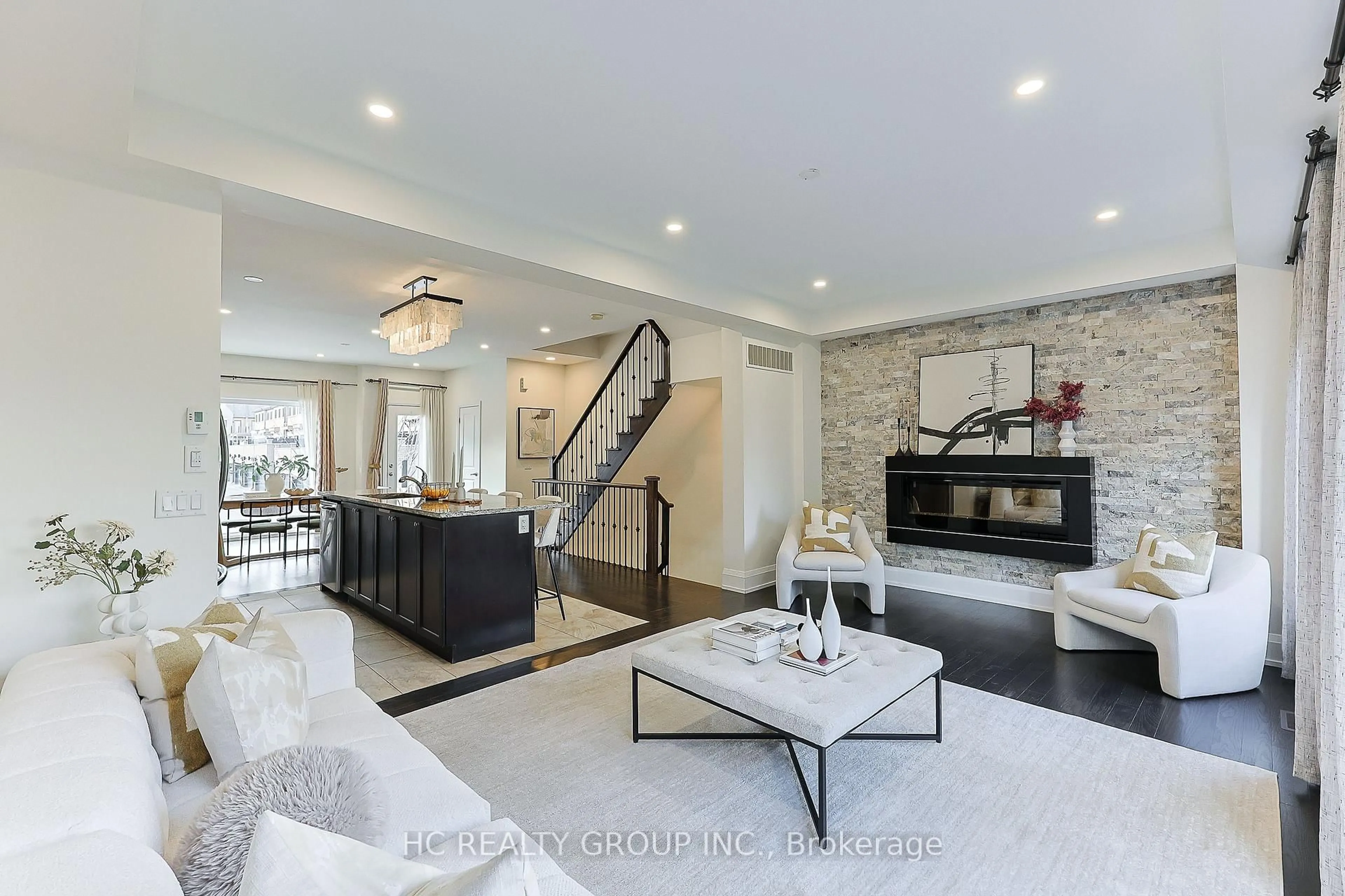 Living room with furniture, unknown for 67 Kenneth Wood Cres, Toronto Ontario M2N 0K3