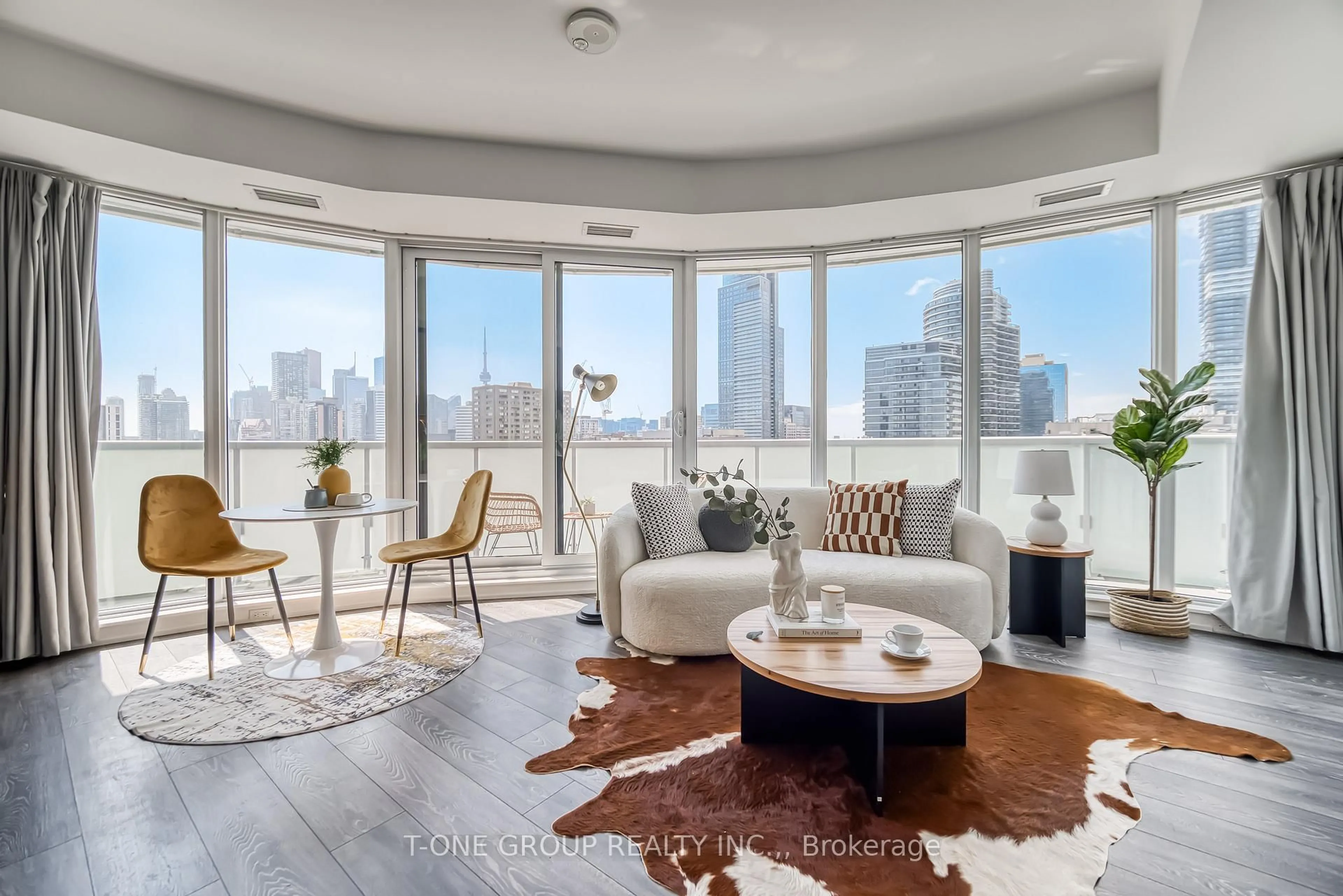 Living room with furniture, unknown for 403 Church St #2102, Toronto Ontario M4Y 2C2