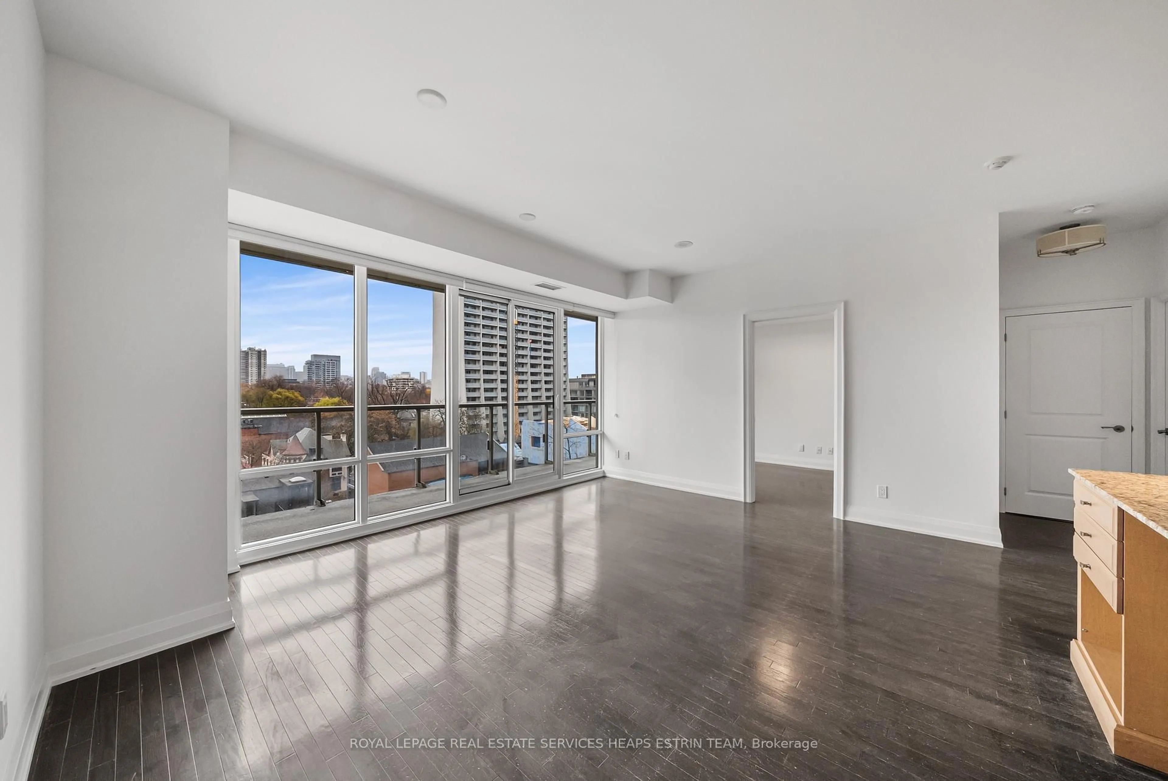 Unknown for 1 Bedford Rd #613, Toronto Ontario M5R 2J7