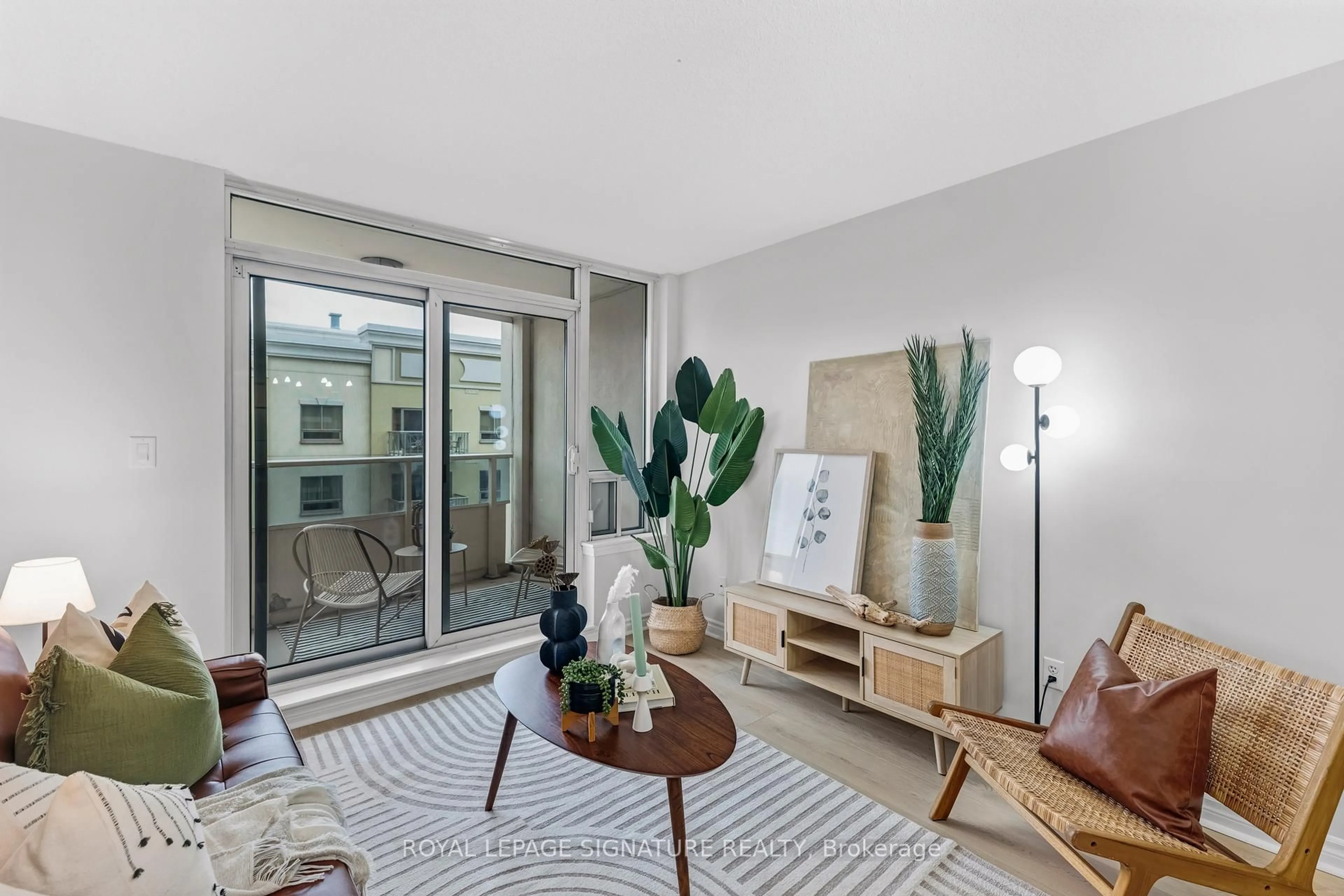 Living room with furniture, unknown for 8 Rean Dr #802, Toronto Ontario M2K 3B9