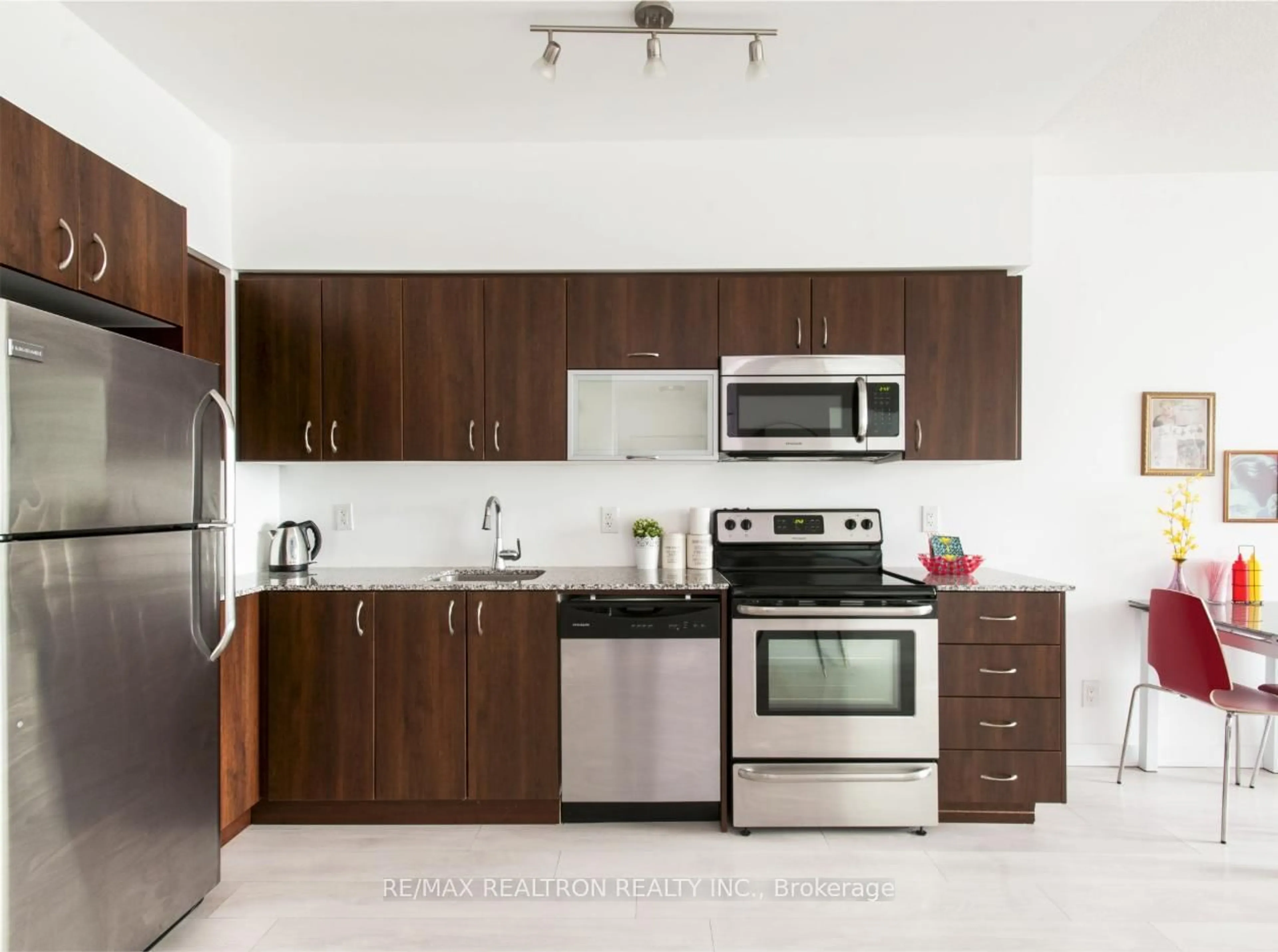 Standard kitchen, unknown for 150 East Liberty St #1514, Toronto Ontario M6K 3R5