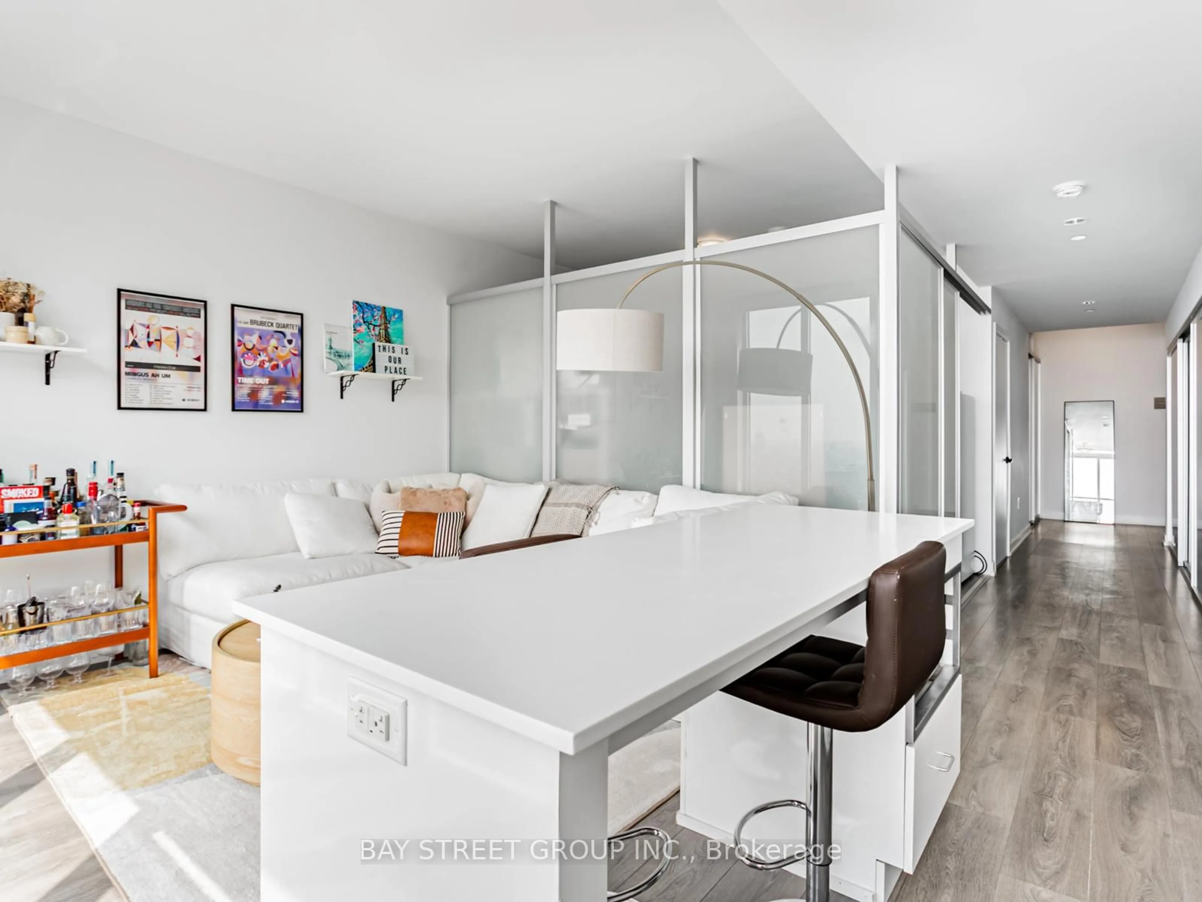 Open concept kitchen, ceramic/tile floor for 426 University Ave #4101, Toronto Ontario M5G 1S9